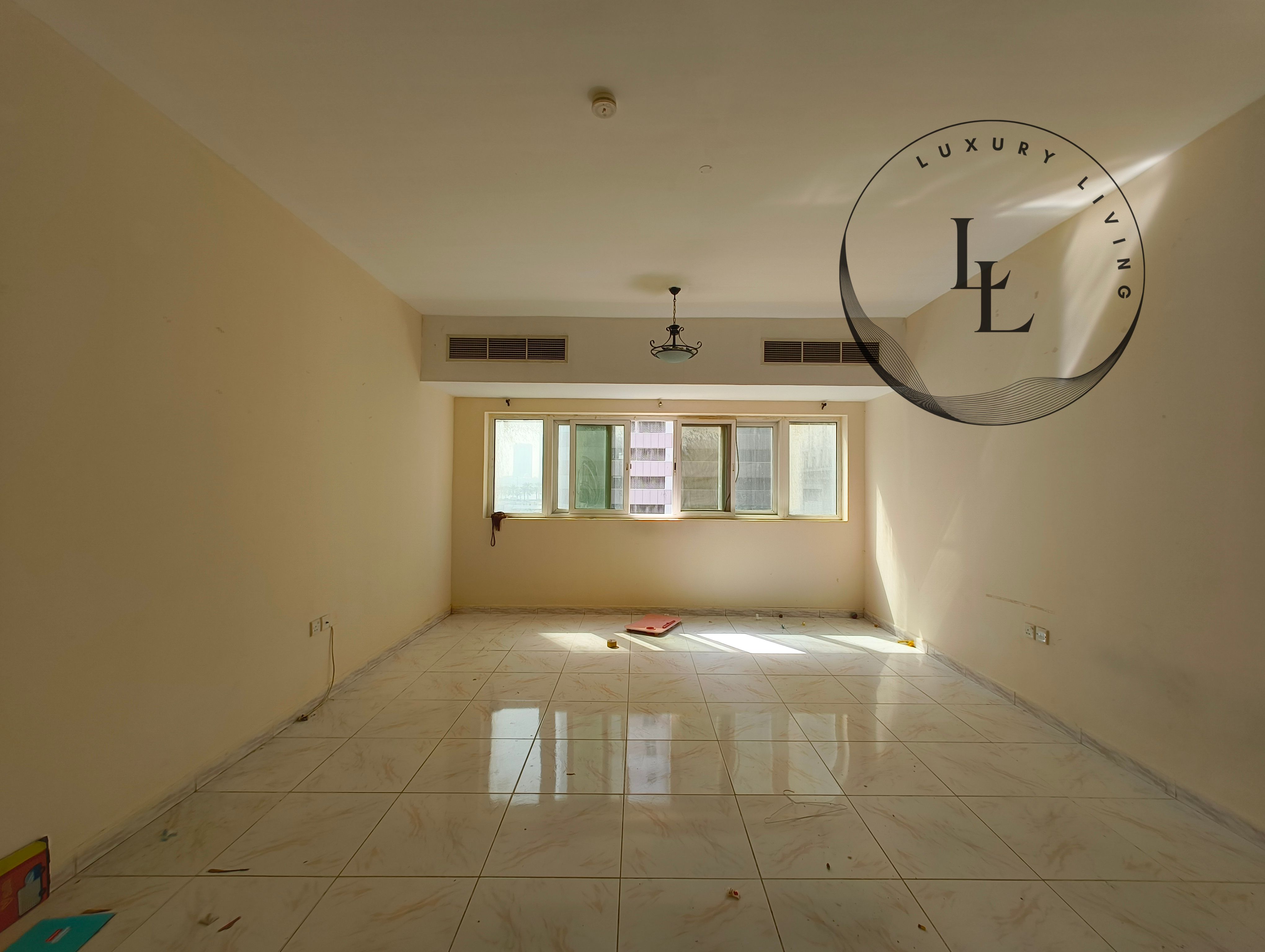 Nice and affordable 1bhk available in 35k, family building and maintenance free