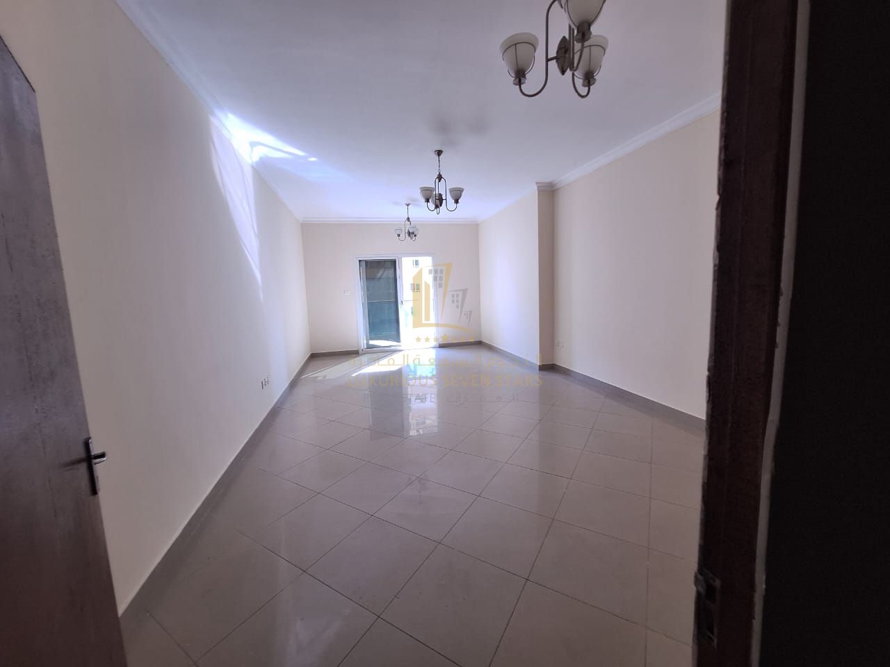 For Sale in Sharjah 3-bedroom apartment Al Taawun Area