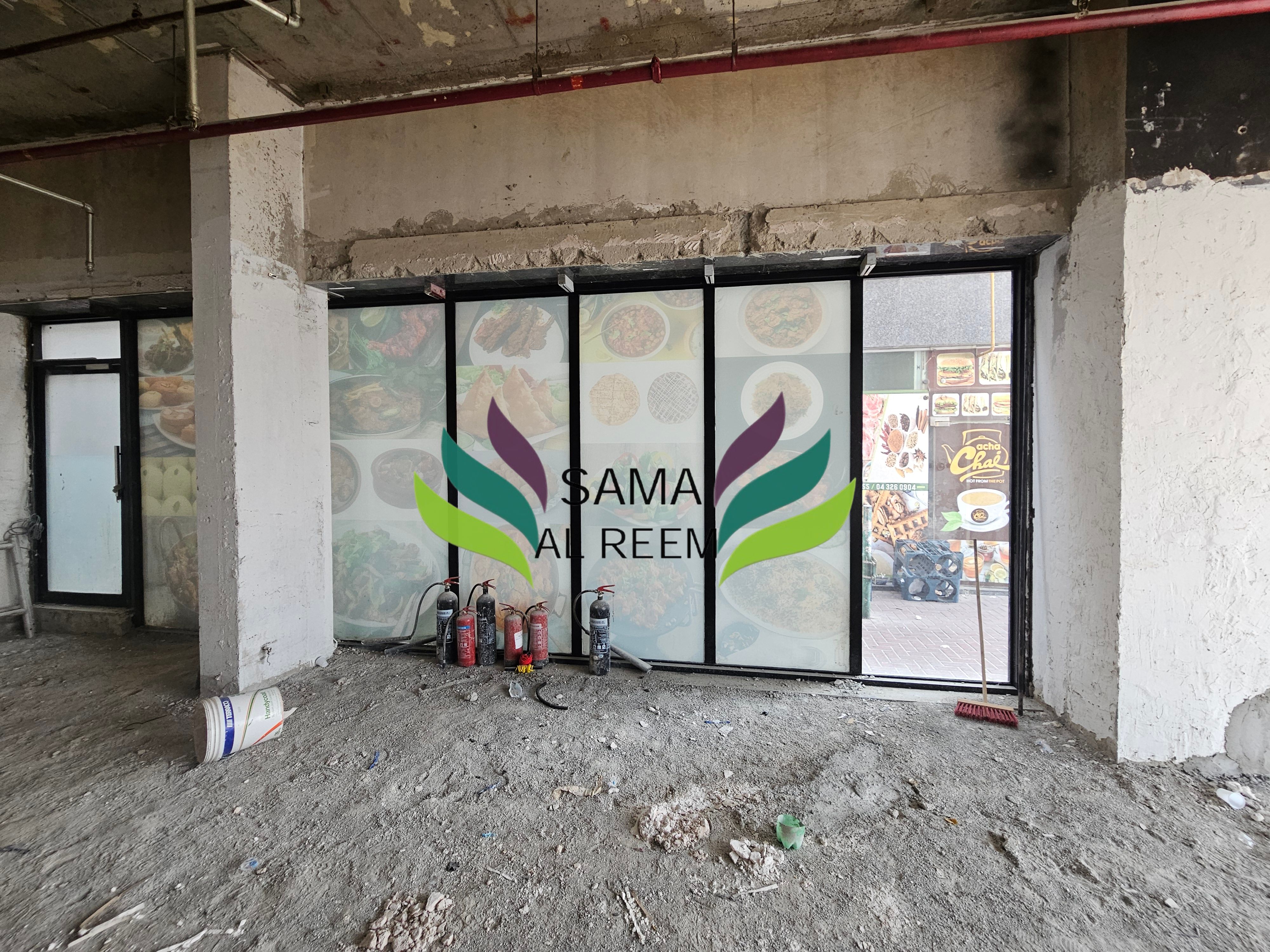 Main Road | Fitted Shop Available | 698SQFT
