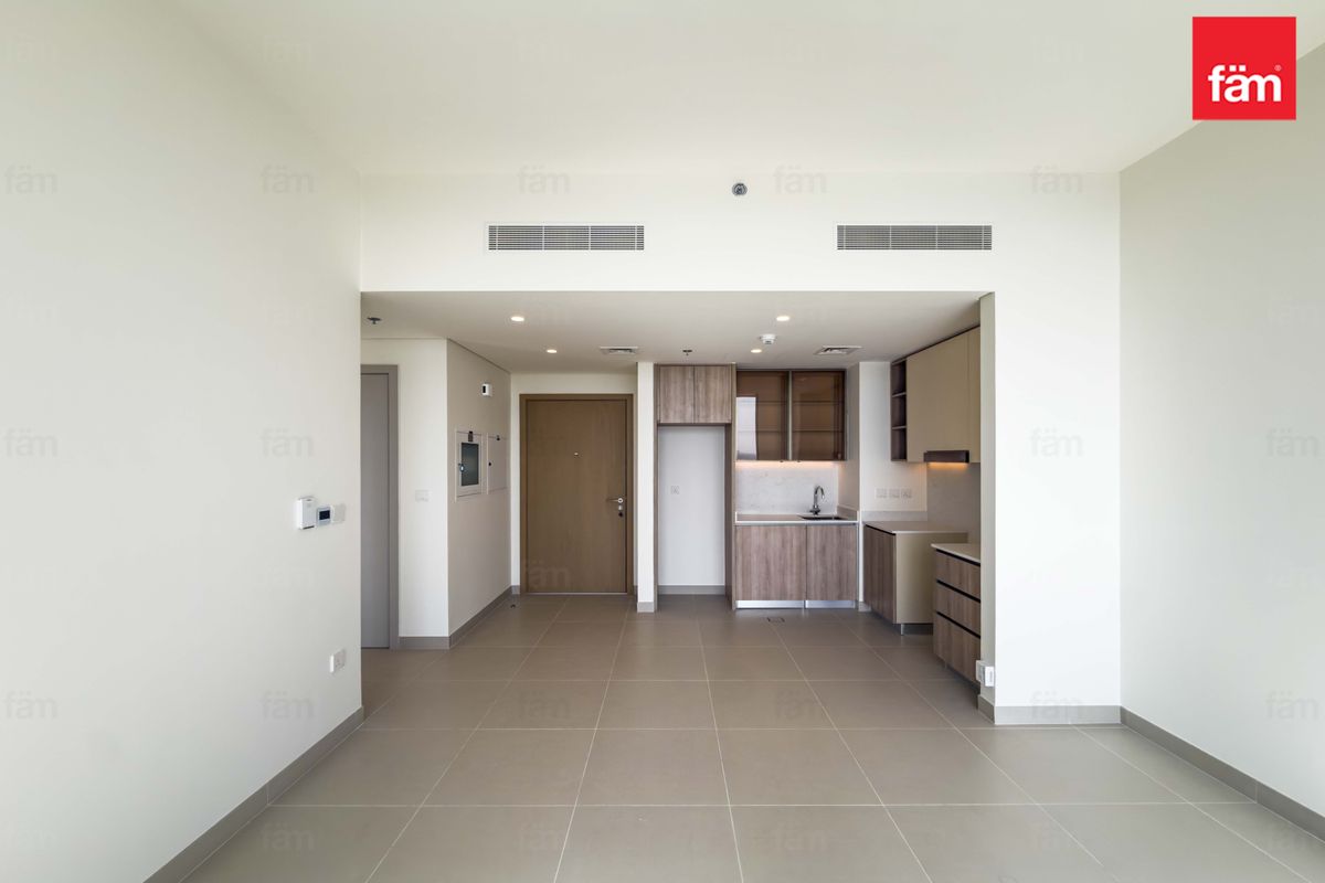 Luxury | 1 Bed | Villas View | Middle Floor