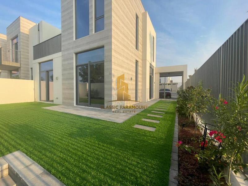 Single Row | Corner | Landscaped | Spacious