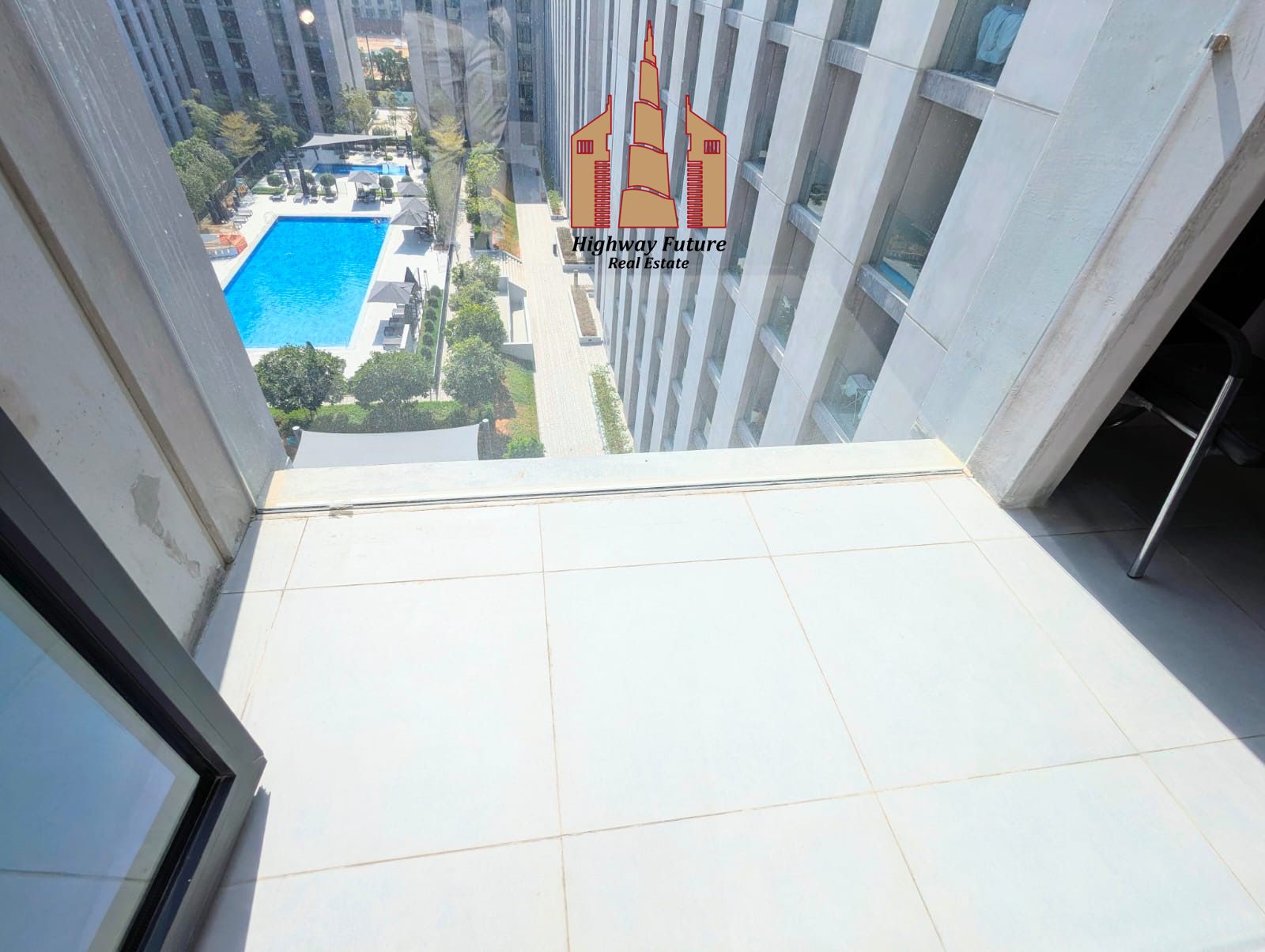 Hot offer luxury 1bhk with pool view :: ready to move ::