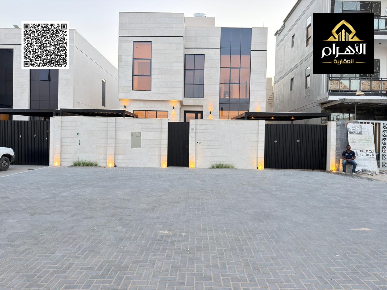The villa we offer is an exceptional opportunity to own a luxurious home that combines comfort and elegance in a strategic location, with the possibil