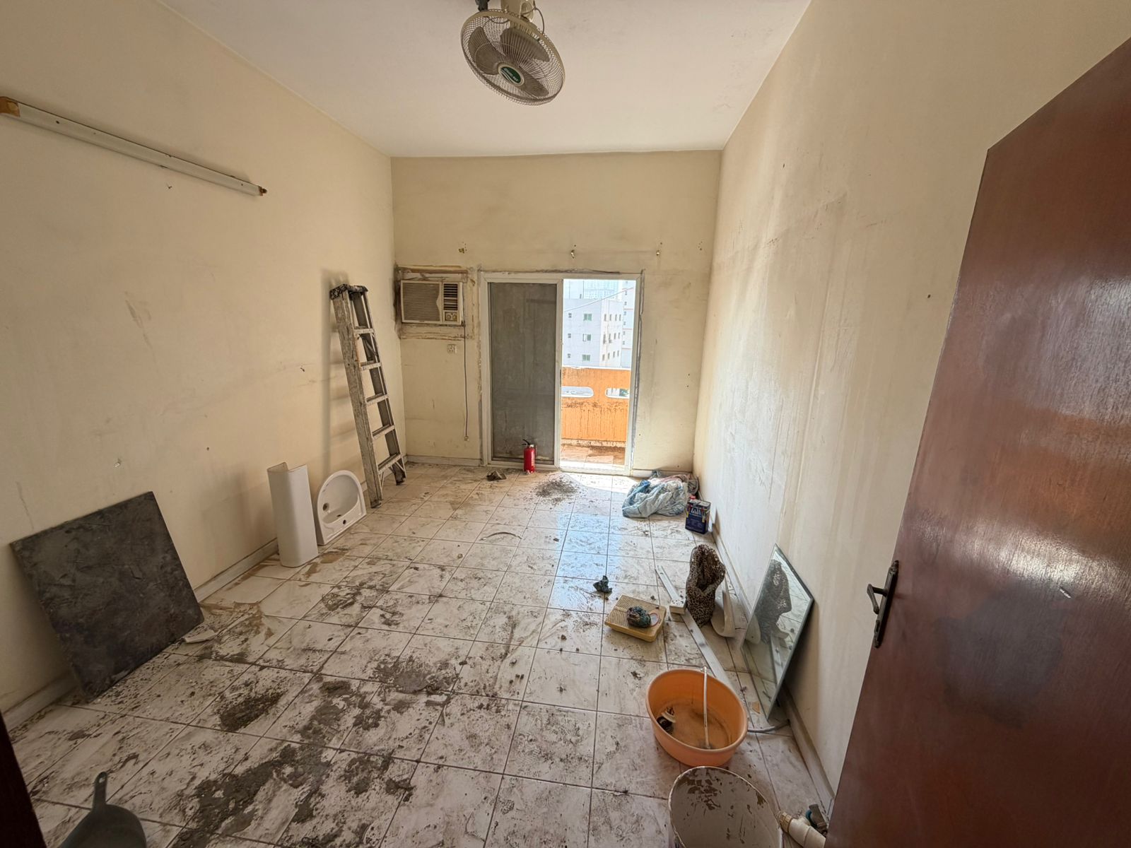 1-Bedroom Apartment for Annual Rent – Second Row from Ajman Corniche, Balcony, Great Price