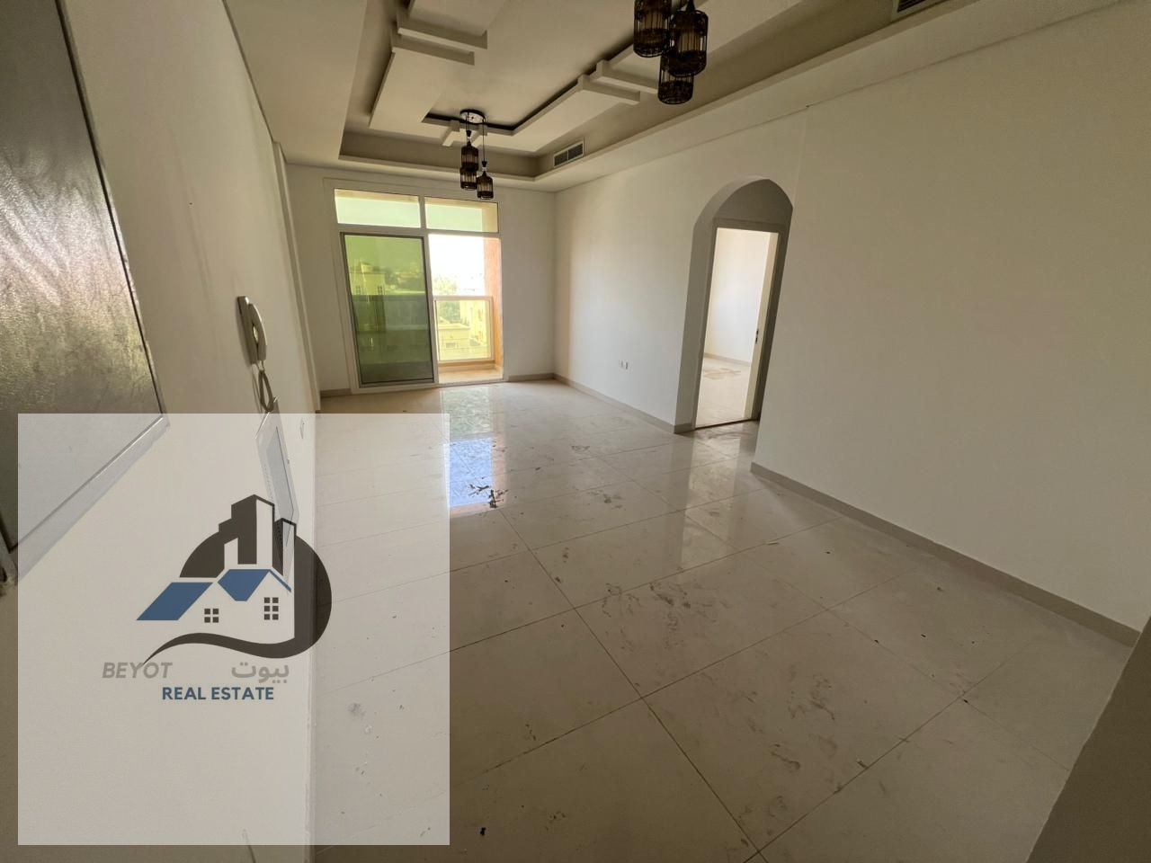 For Rent: 3-Bedroom Apartment with Living Room in Al Muweihat 3, Ajman Features: 3 bedrooms, including 2 master bedrooms Spacious living room 3 b