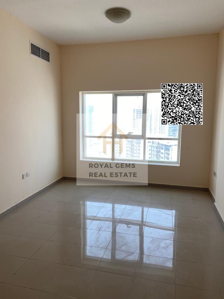 A distinctive apartment for sale, priced at 350,000 cash, with a view and balcony in Pearl Towers Ajman - City Center