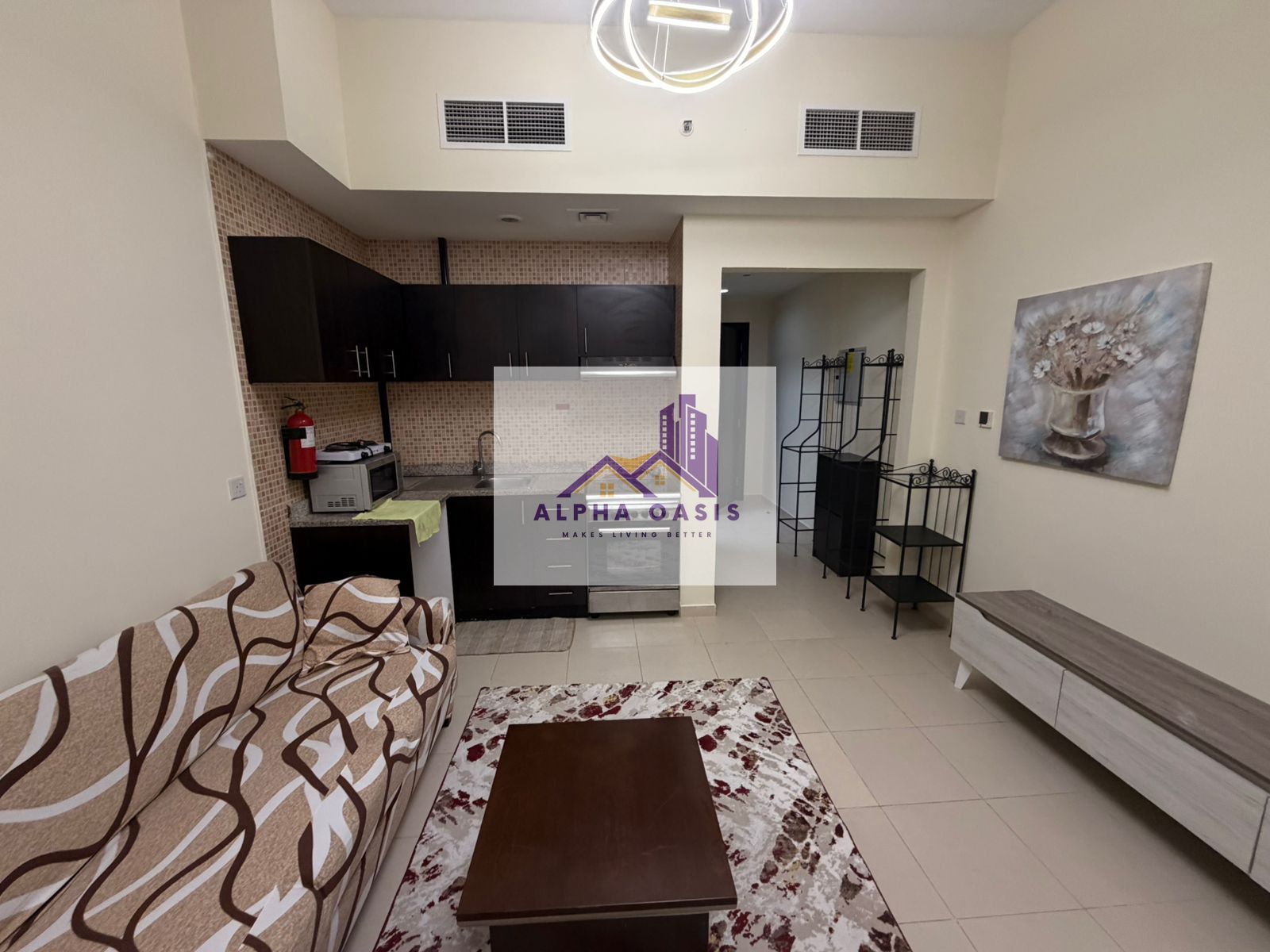 SPACIOUS FURNISHED STUDIO / PRIME LOCATION / READY TO MOVE / MONTHLY RENT 5K/ANNUAL RENT 60K (DEWA & INTERNET INCLUDED)