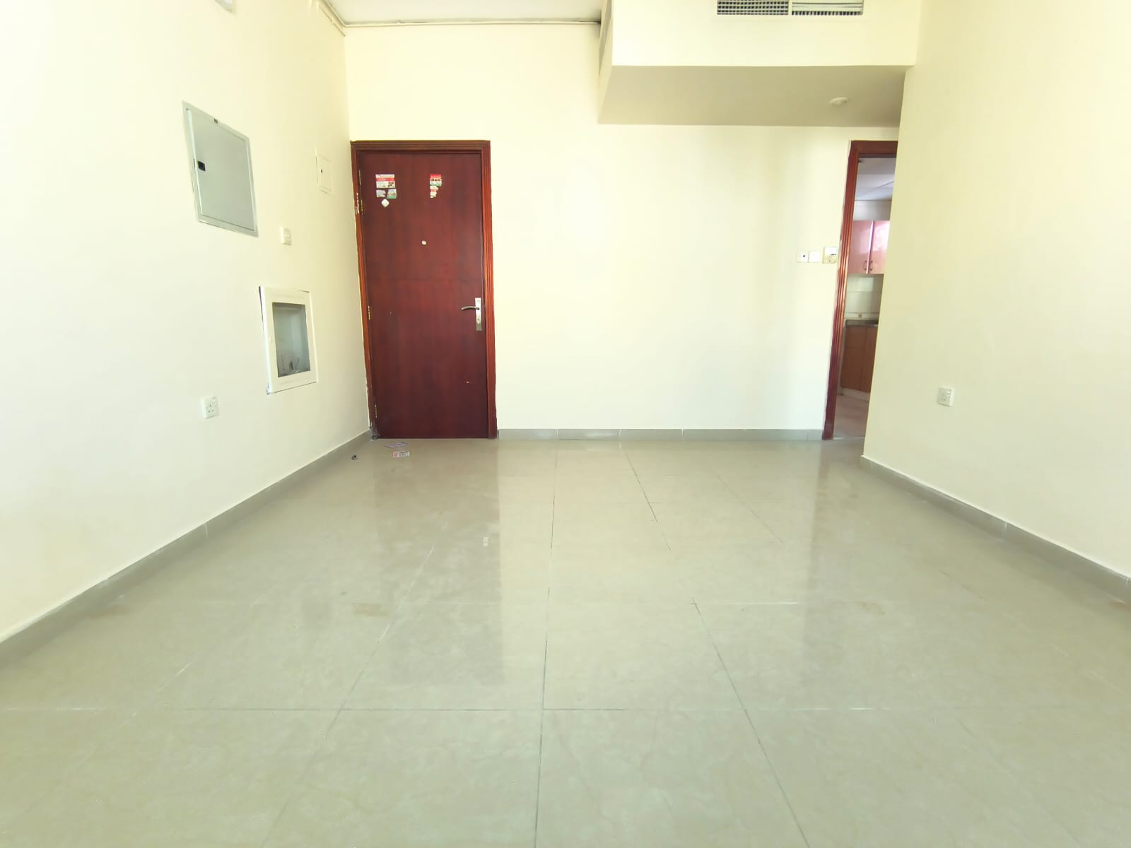Big Apartment// Full Sunlight// 1Bhk For Family//Cal To Ali Bhatti?