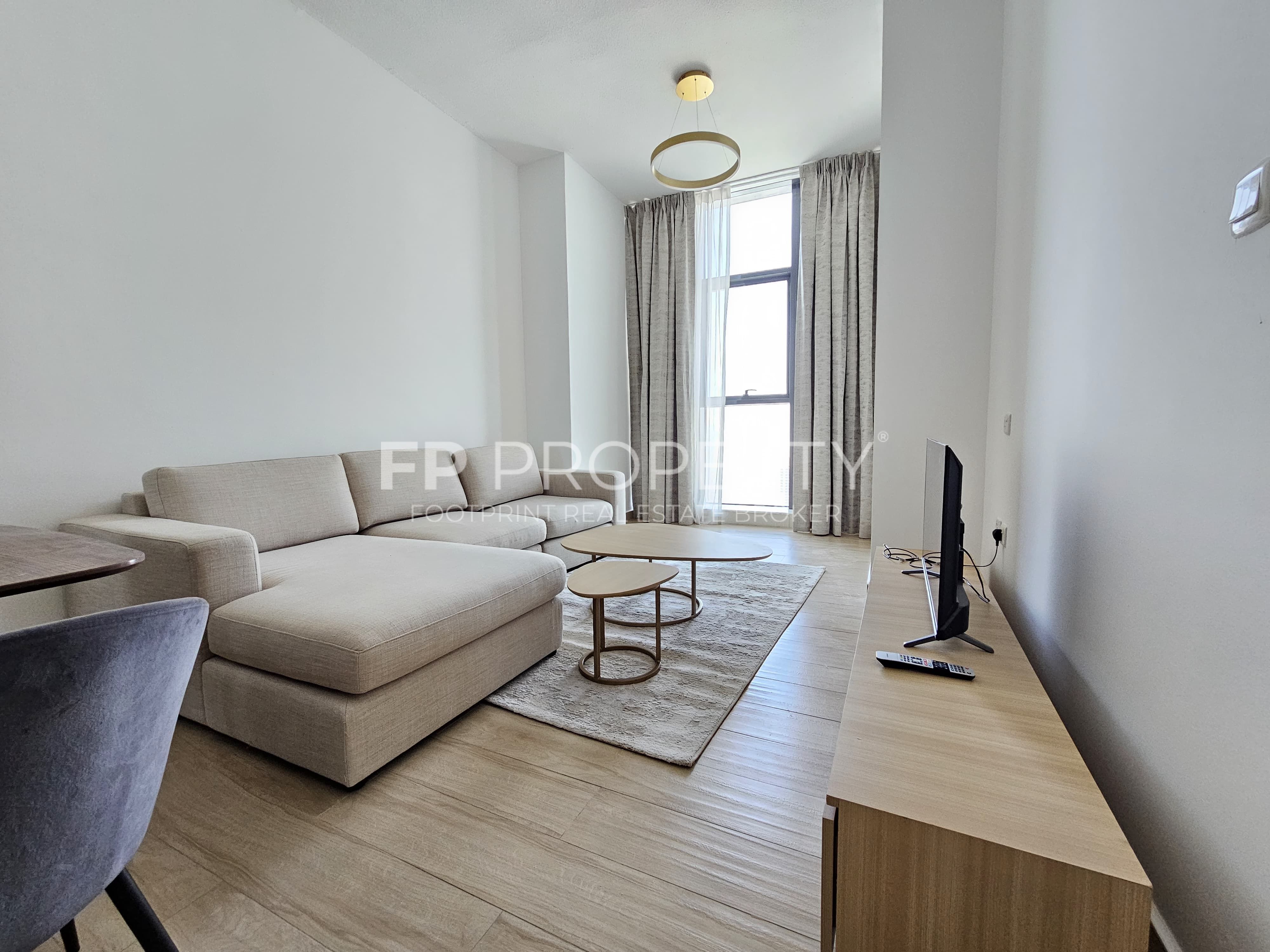 Fully Furnished | Closed kitchen | Prime Location