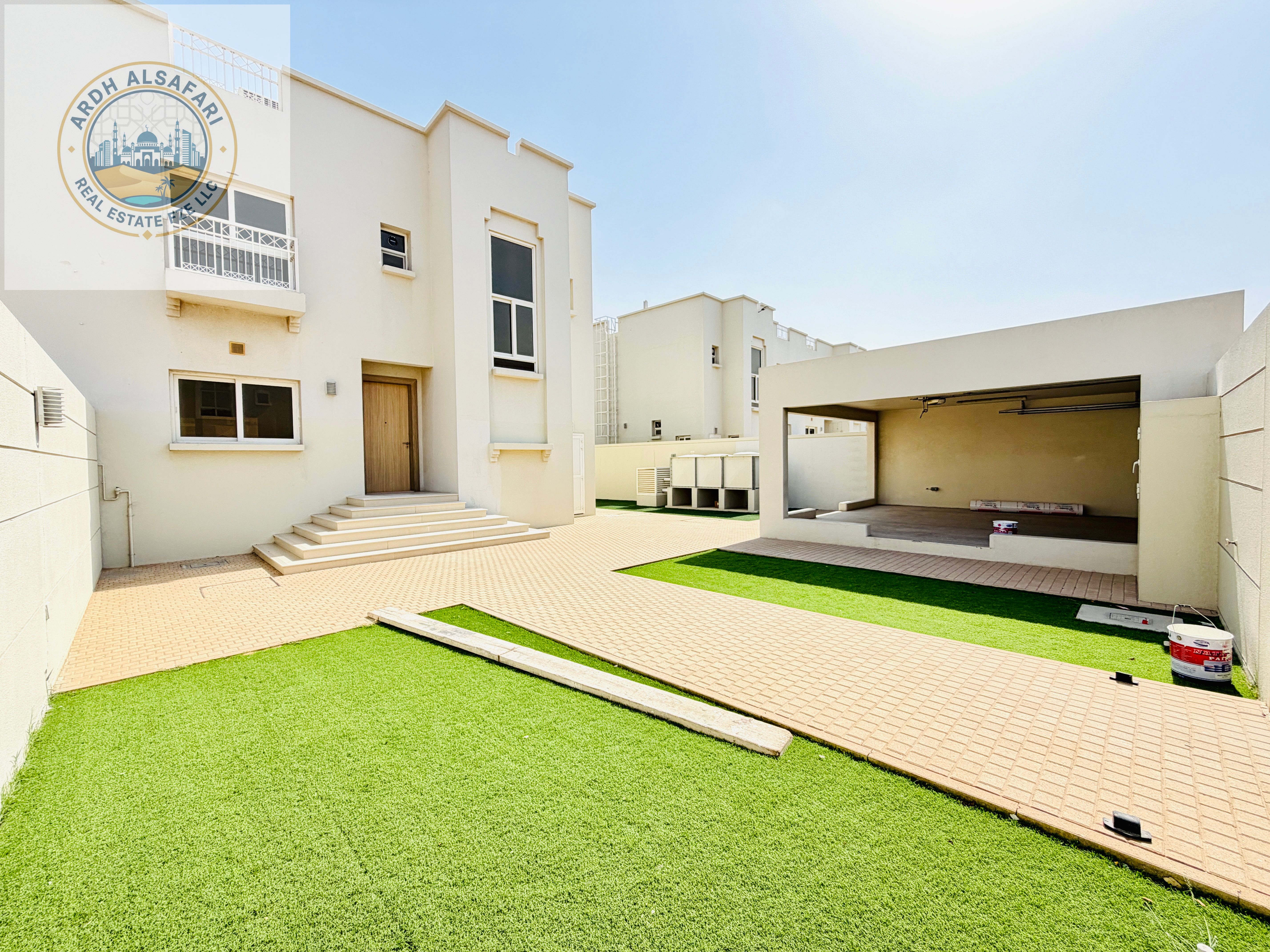 Modern 3BR + Maid Villa in Compound | Wardrobes | Parking