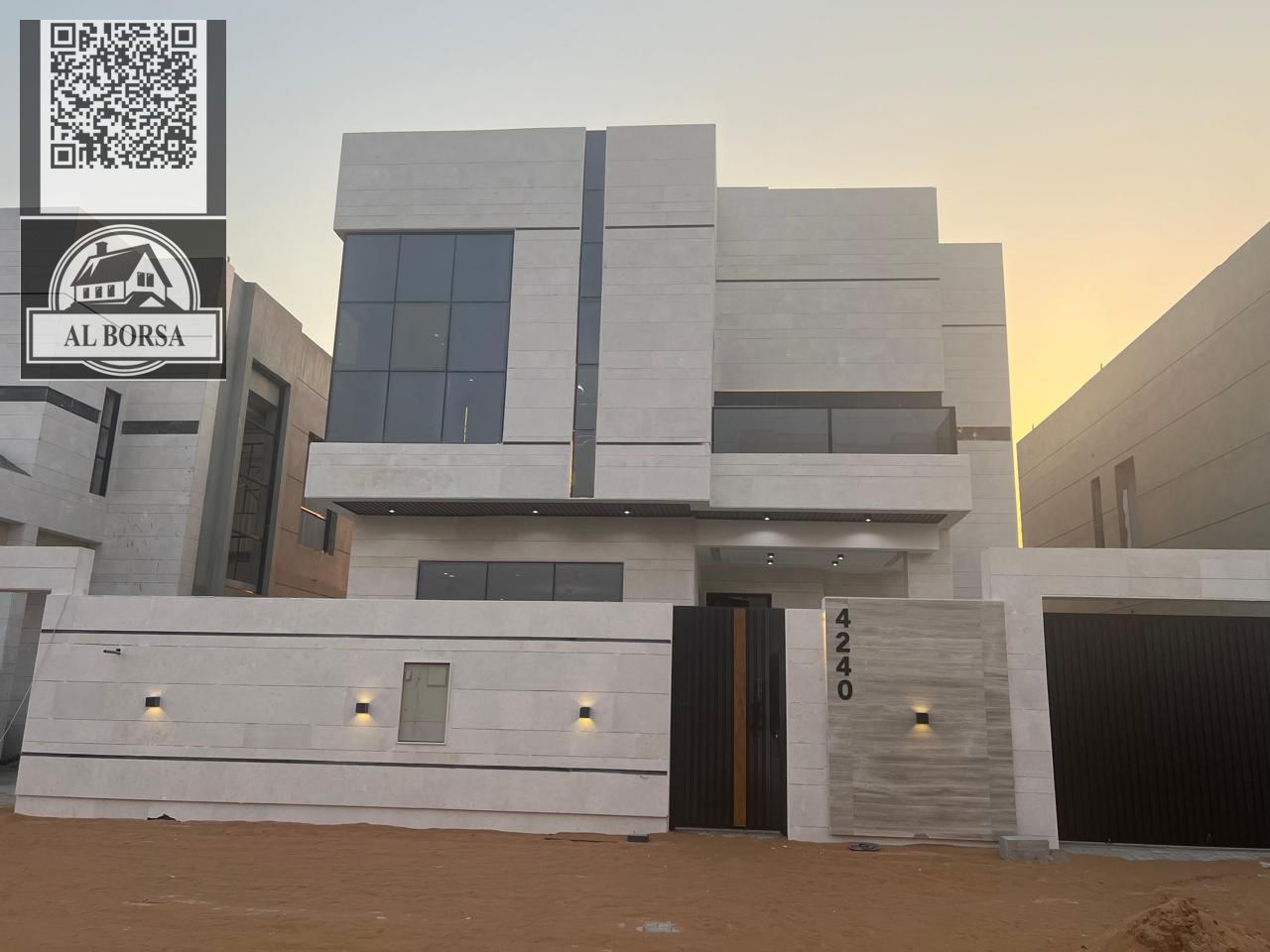 For sale in Al Helio 2, Ajman: a villa with 5 master bedrooms, a majlis, a living room, a spacious kitchen, a maid's room, and a swimming pool.