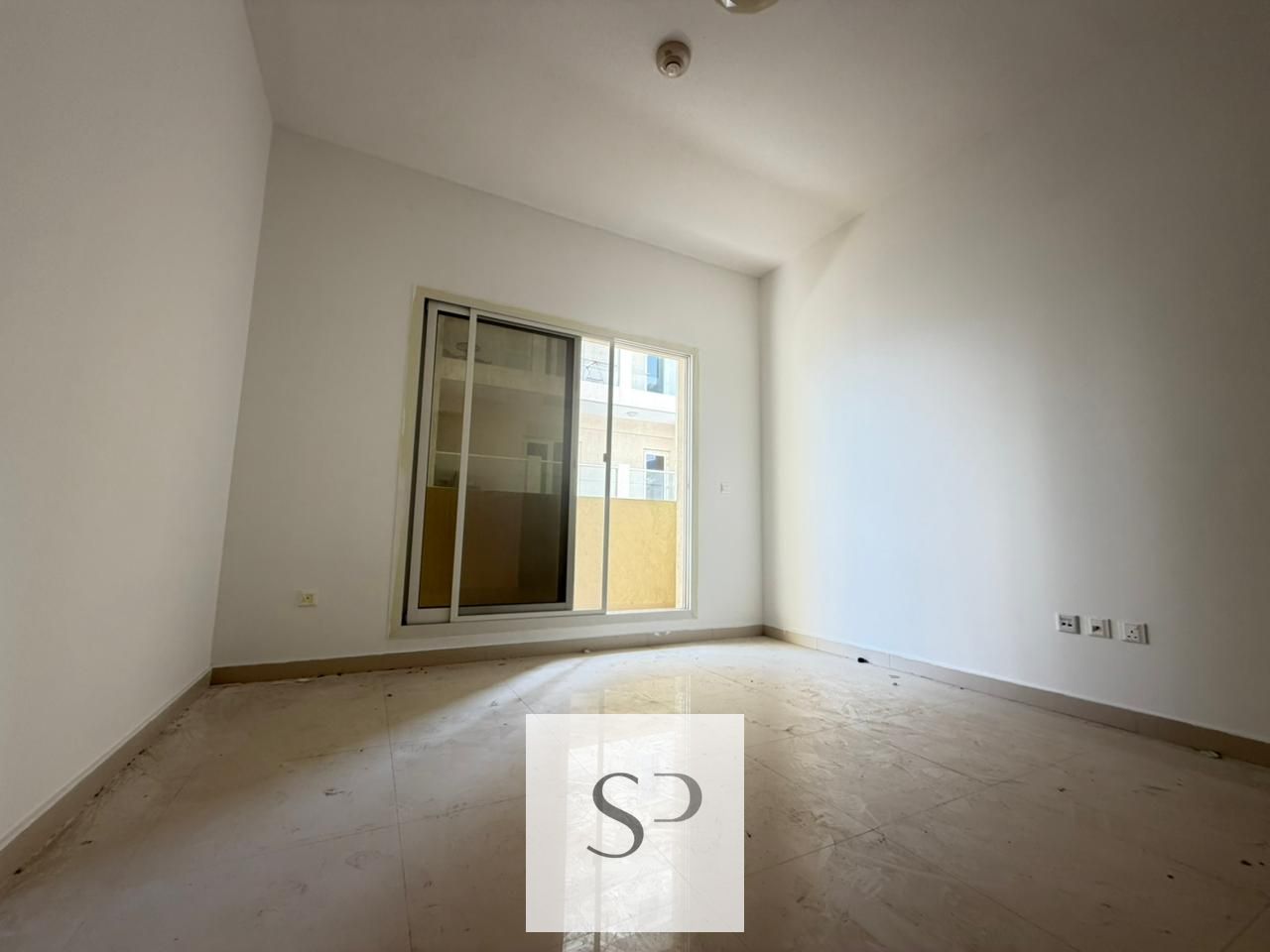 SPACIOUS STUDIO | BEST LOCATION | EASY ACCESS