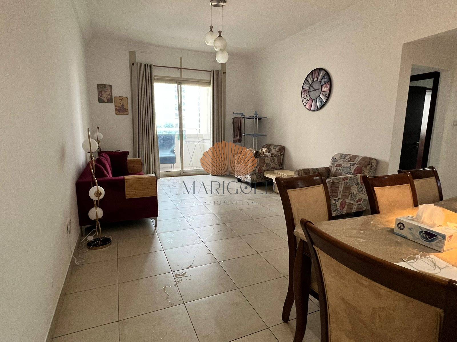 RENTED UNIT| LAKE VIEW | WITH BALCONY