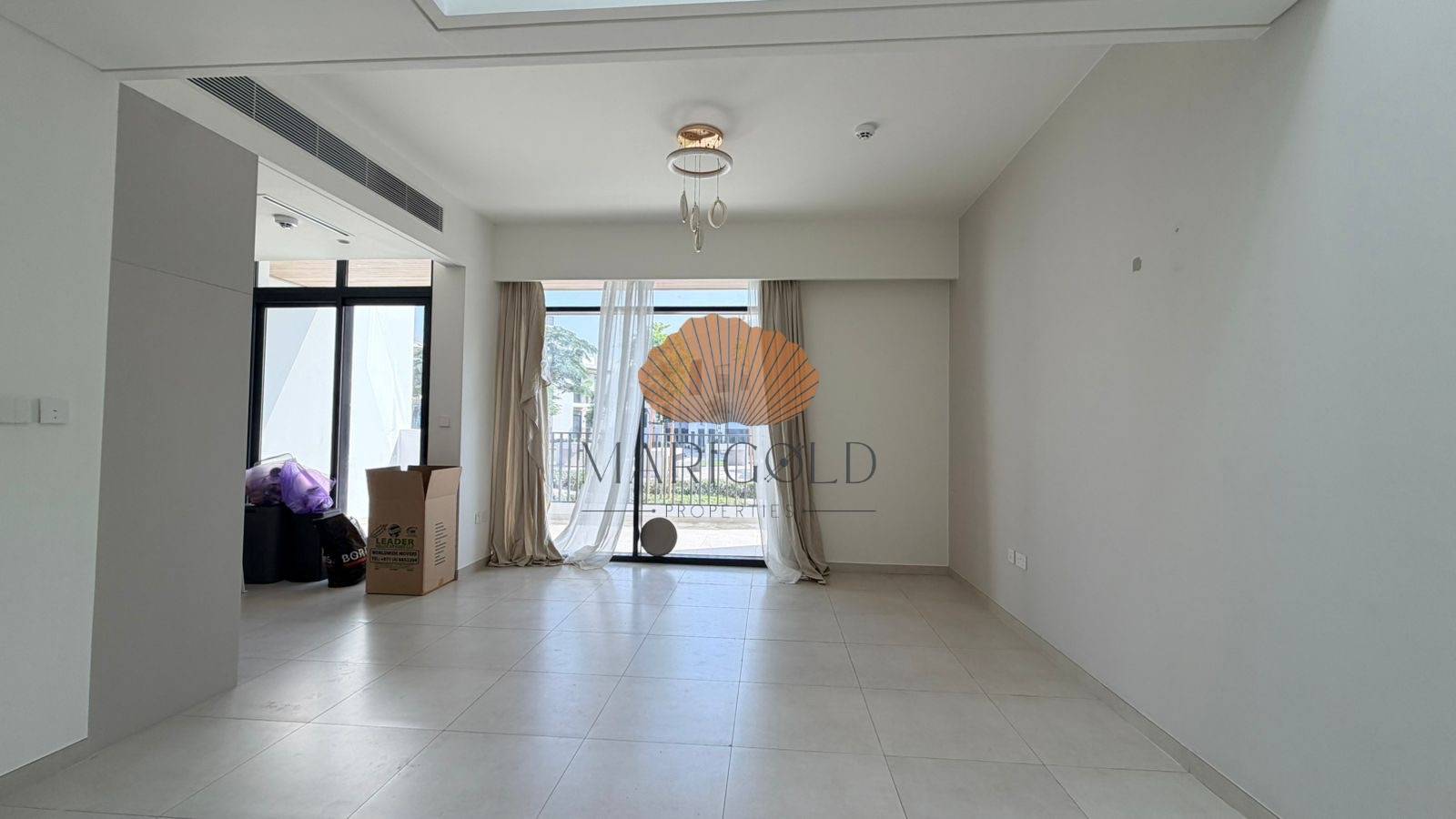 URBAN VILLAGE LIVING | FAMILY FRIENDLY COMMUNITY