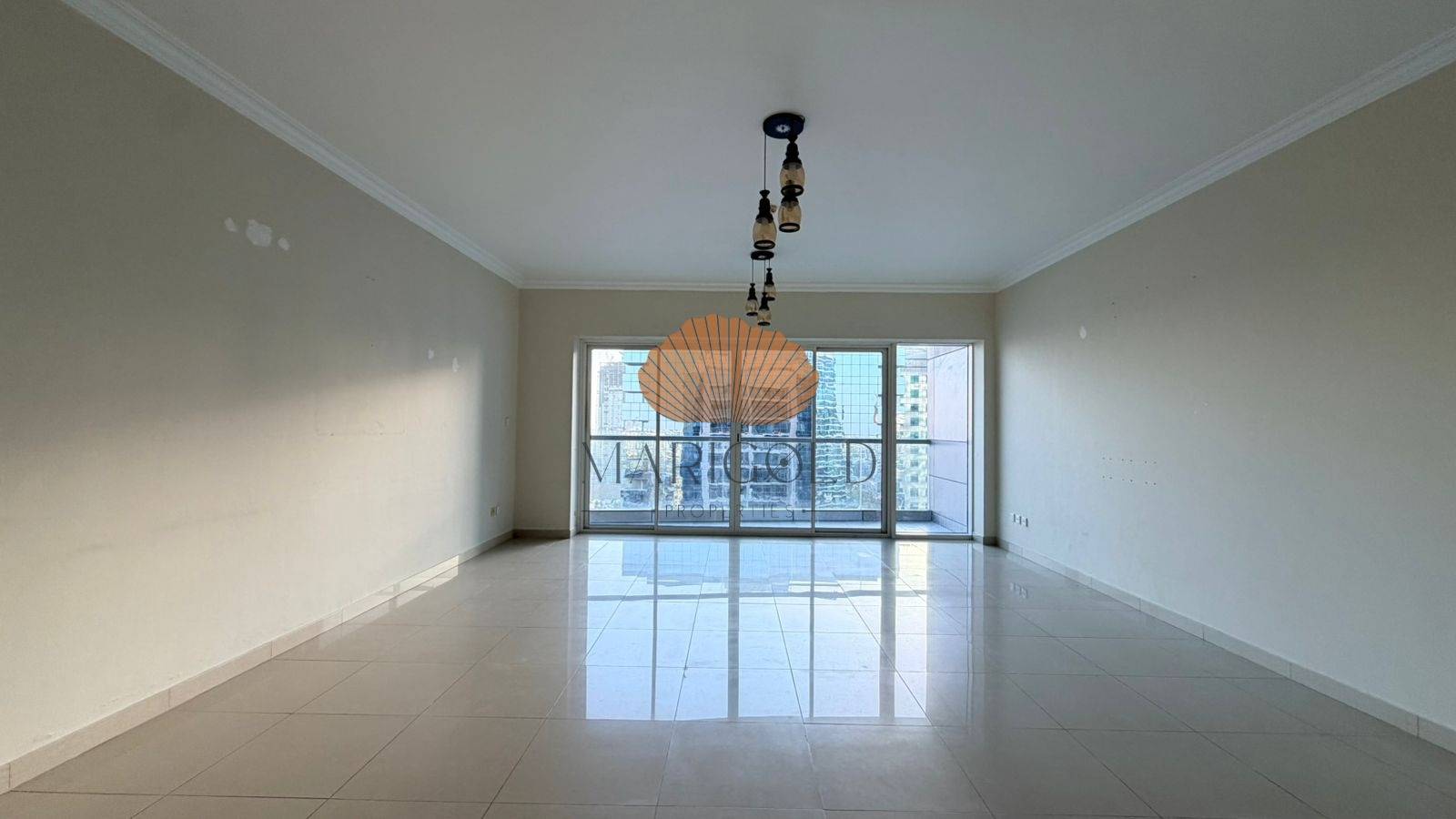 HUGE 3BK | SPACIOUS AND BRIGHT | WELL MAINTAINED
