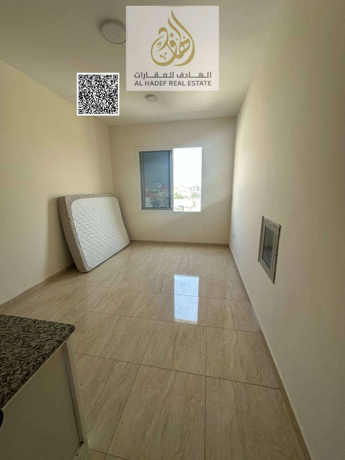 Studio apartment for annual rent, second occupant