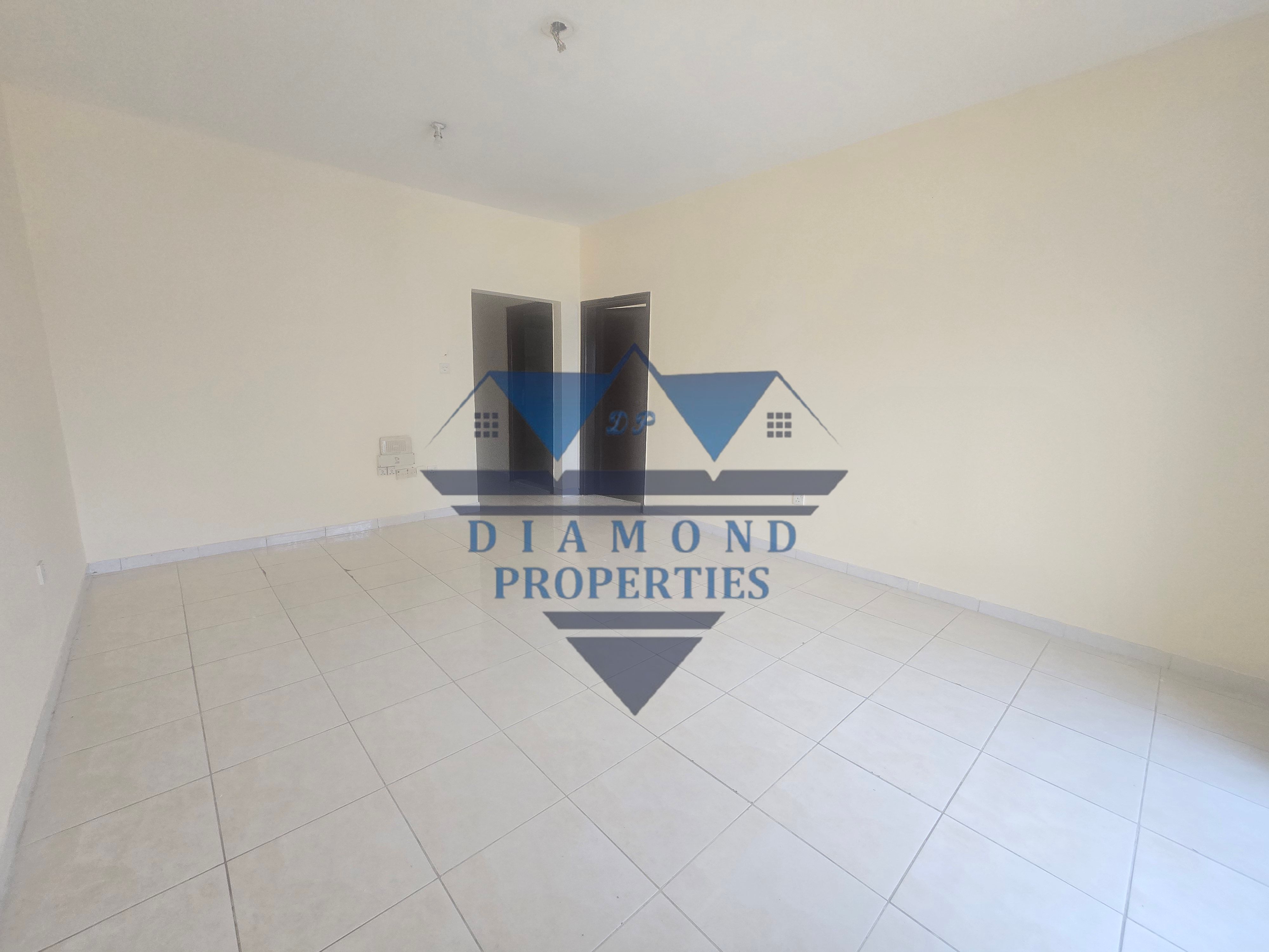 Don't miss last unit 1bhk with master bedroom with balcony 30k just in abu shagara
