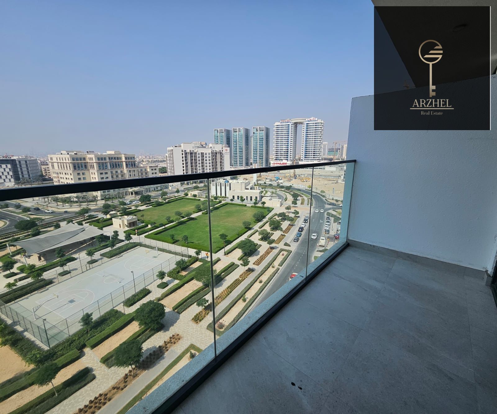 2bhk Plus Maid's room | Private Pool | Park View