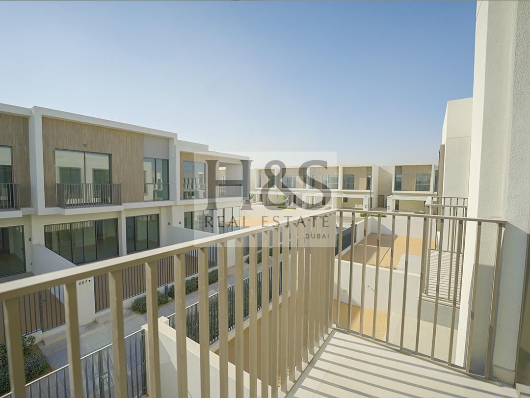 VASTU COMPLIANT | FULLY PAID | JUST HANDED OVER