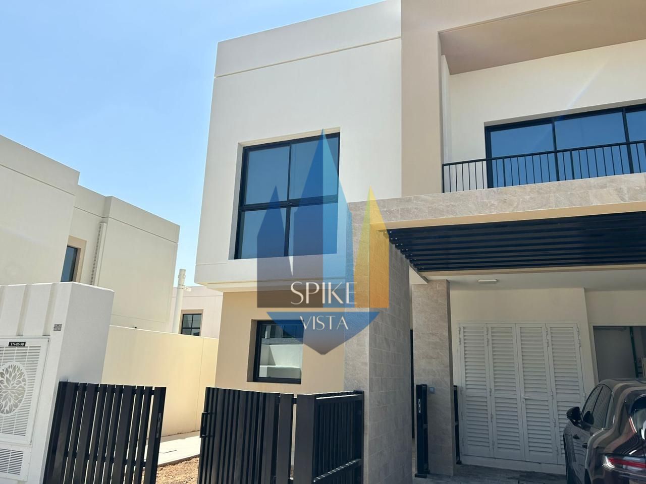 Single Row | Close To Amenities | End unit
