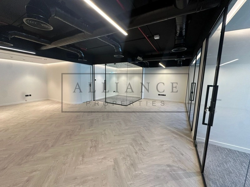3 partitions | Pantry | LowFloor | Un or furnished