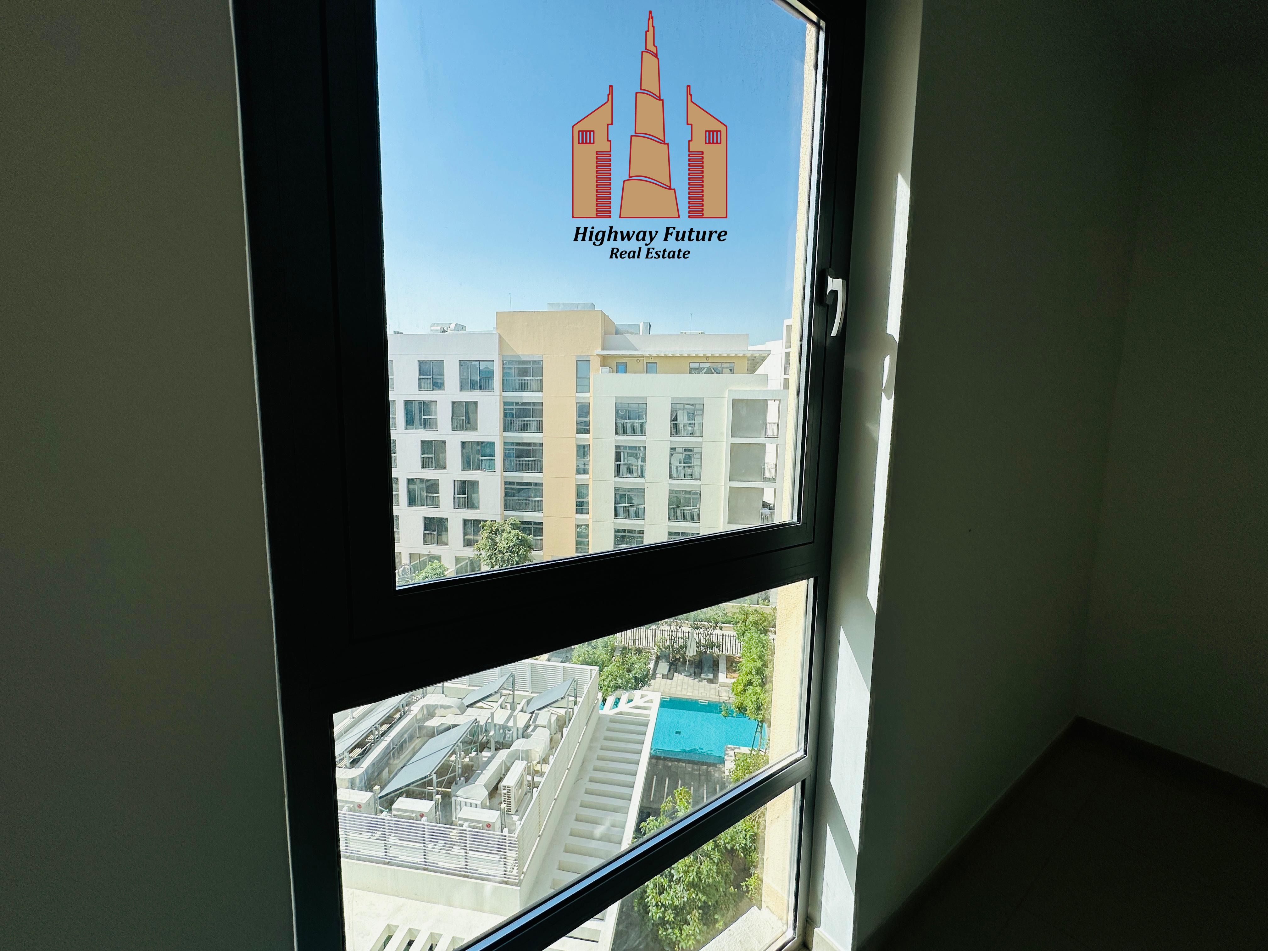 Luxury 1bhk with pool view :: Hot offer :: ready tu move ::