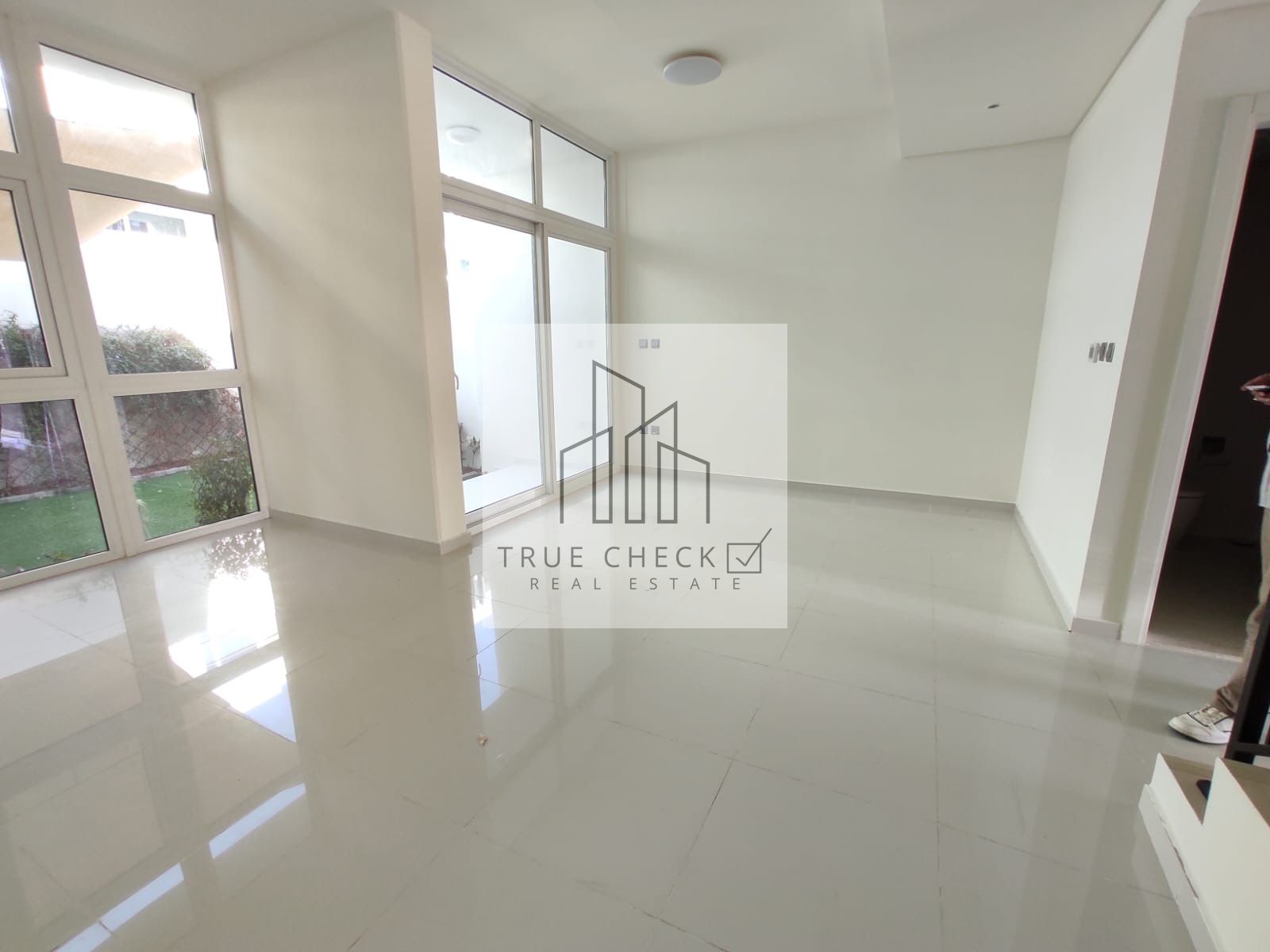 3 Bedroom + Maid | Unfurnished | Prime location | Well maintained
