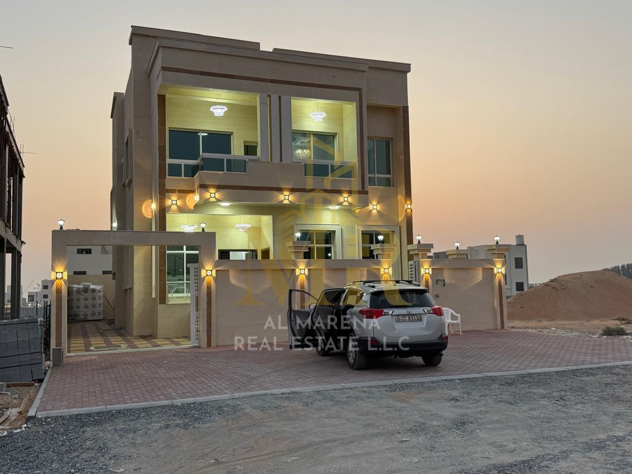 Own a stunning villa in Ajman at a bargain price, including registration fees! First occupancy, freehold, custom-finished with luxurious decor, large