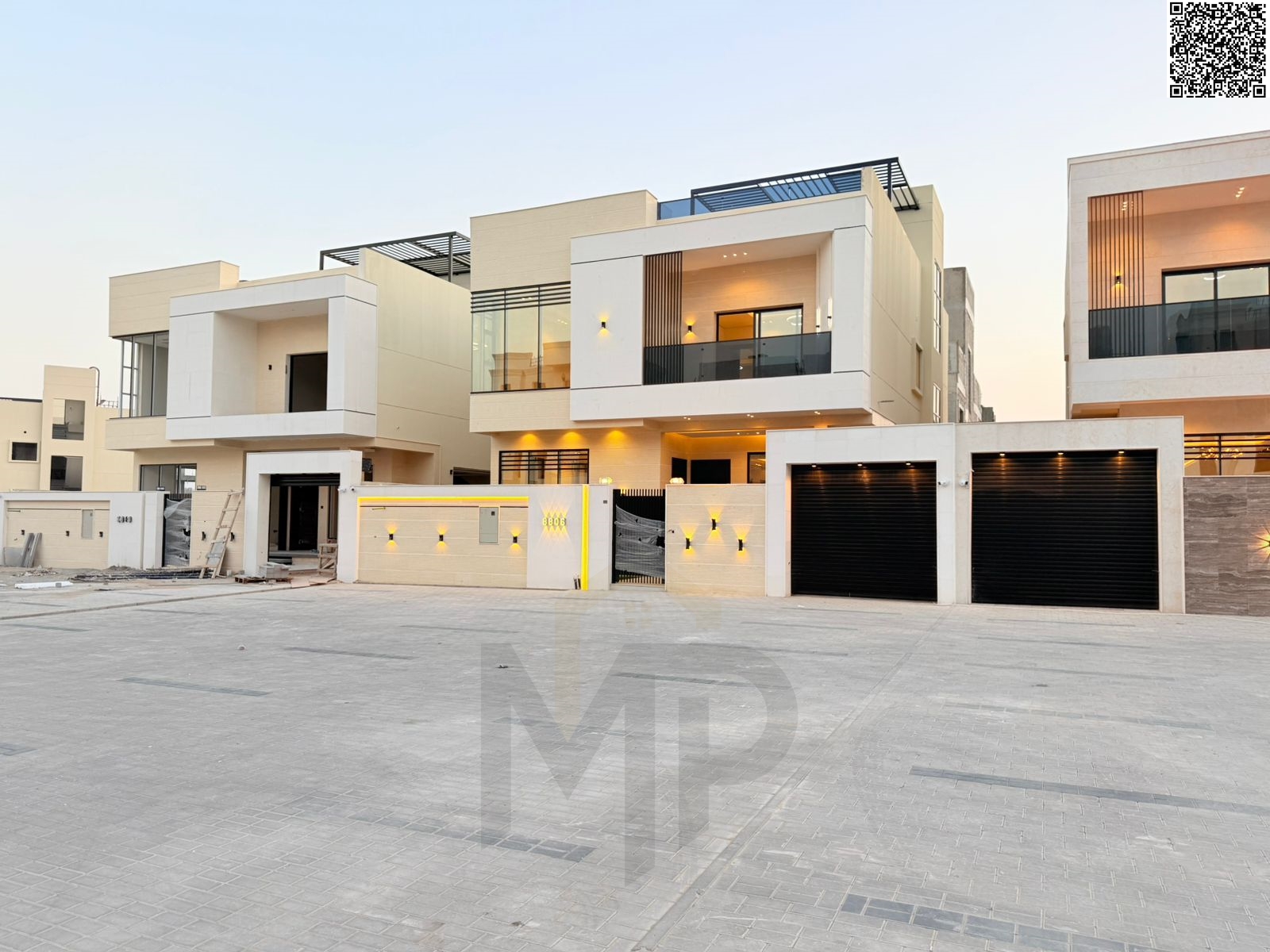 Luxury 5 bedroom villa for sale in Zahia, Ajman