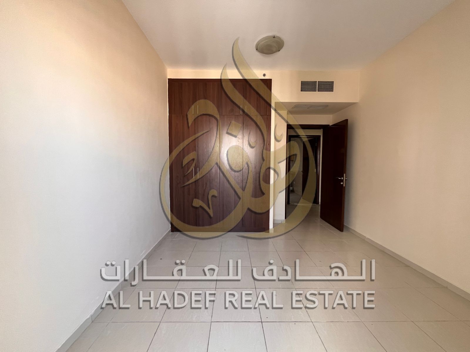 For Annual Rent – Sharjah | Al Majaz 3 A great opportunity to live in the vibrant Al Majaz 3 area, where all essential services and facilities are