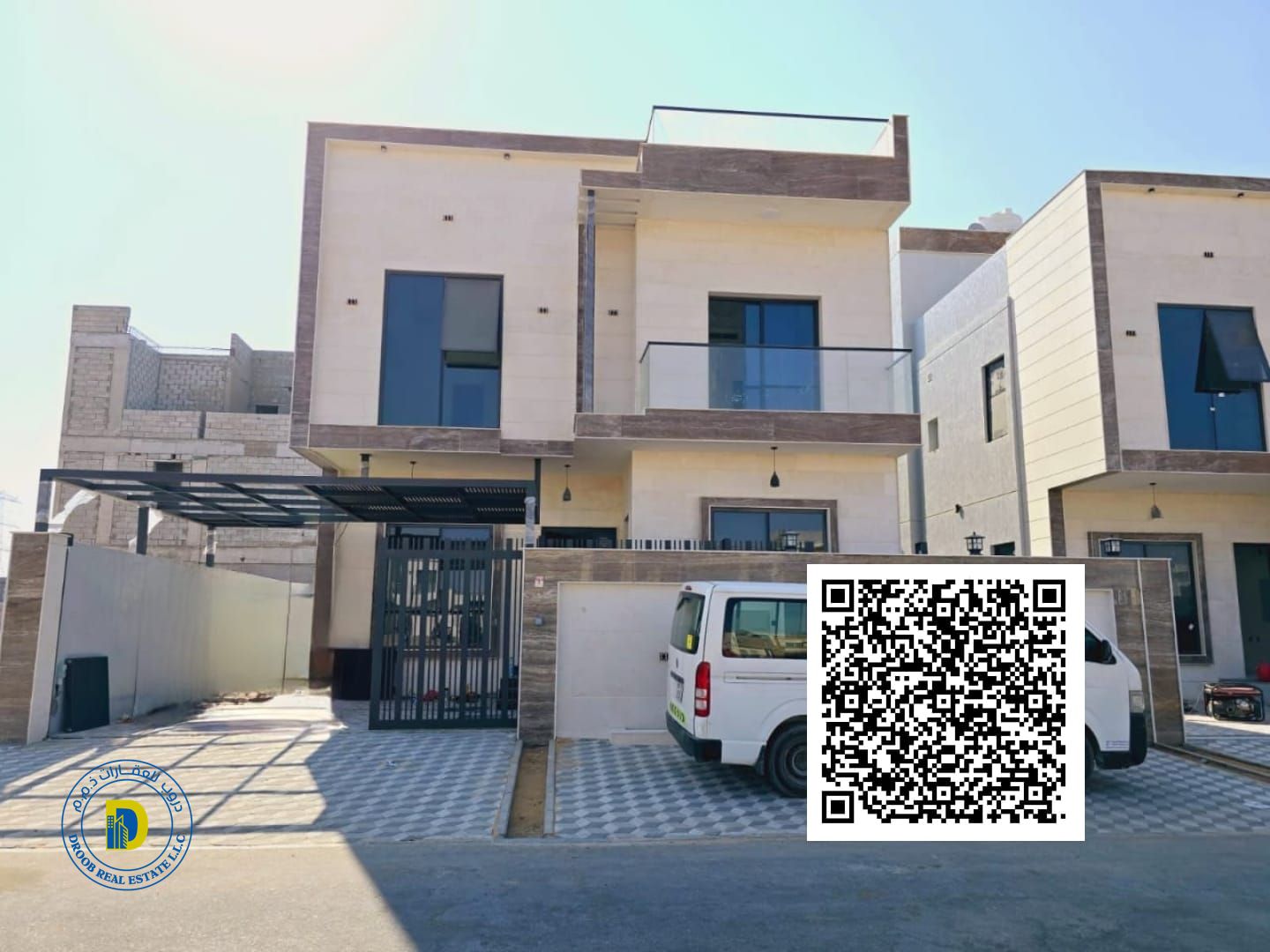 Luxury villa in a prime location in Al Yasmin, 5 rooms with panoramic views, embodying a sophisticated lifestyle.