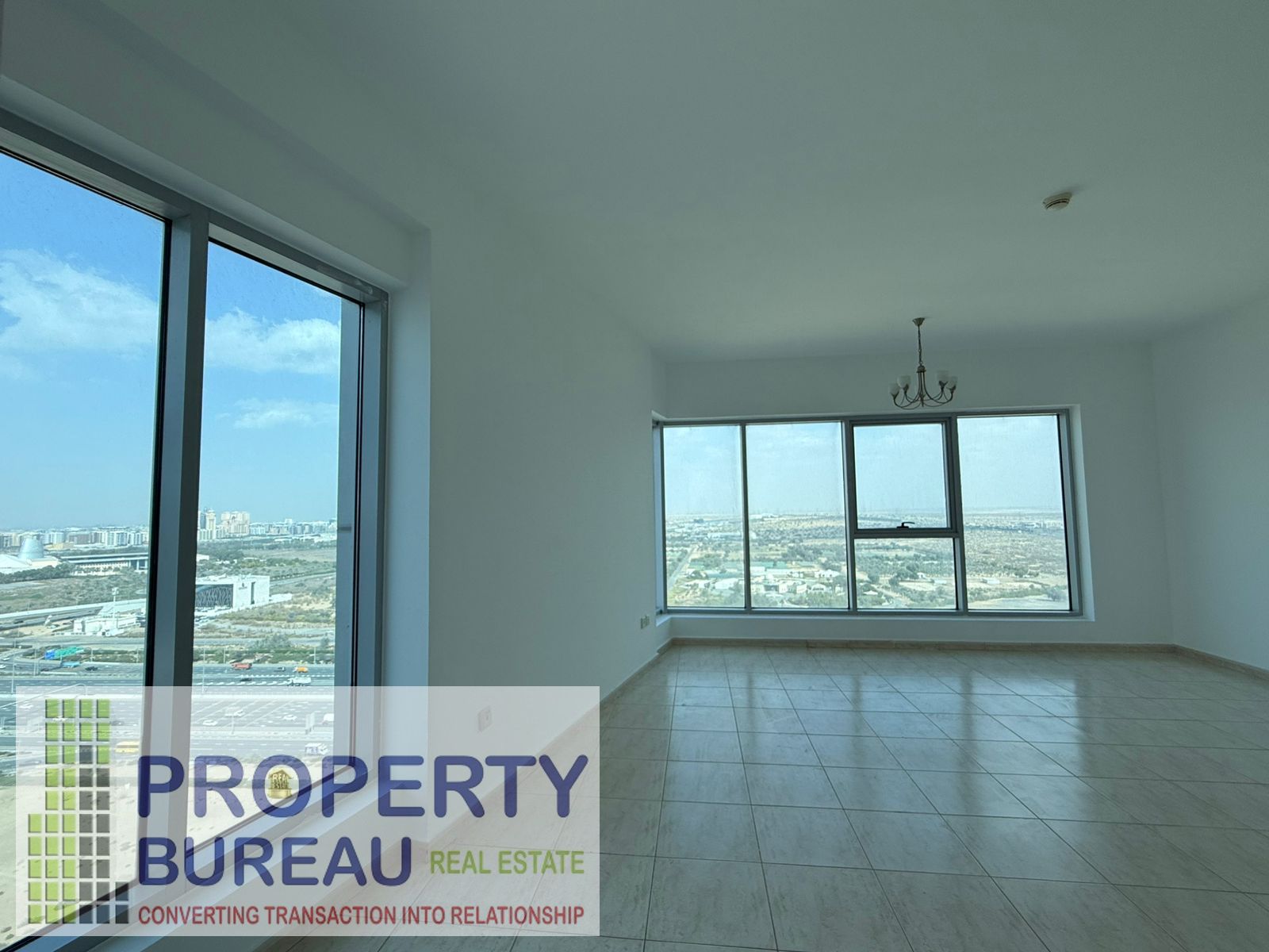 LARGE 2 BR ' SQUARE Feet 1,236 - 75 K 4 Cheques