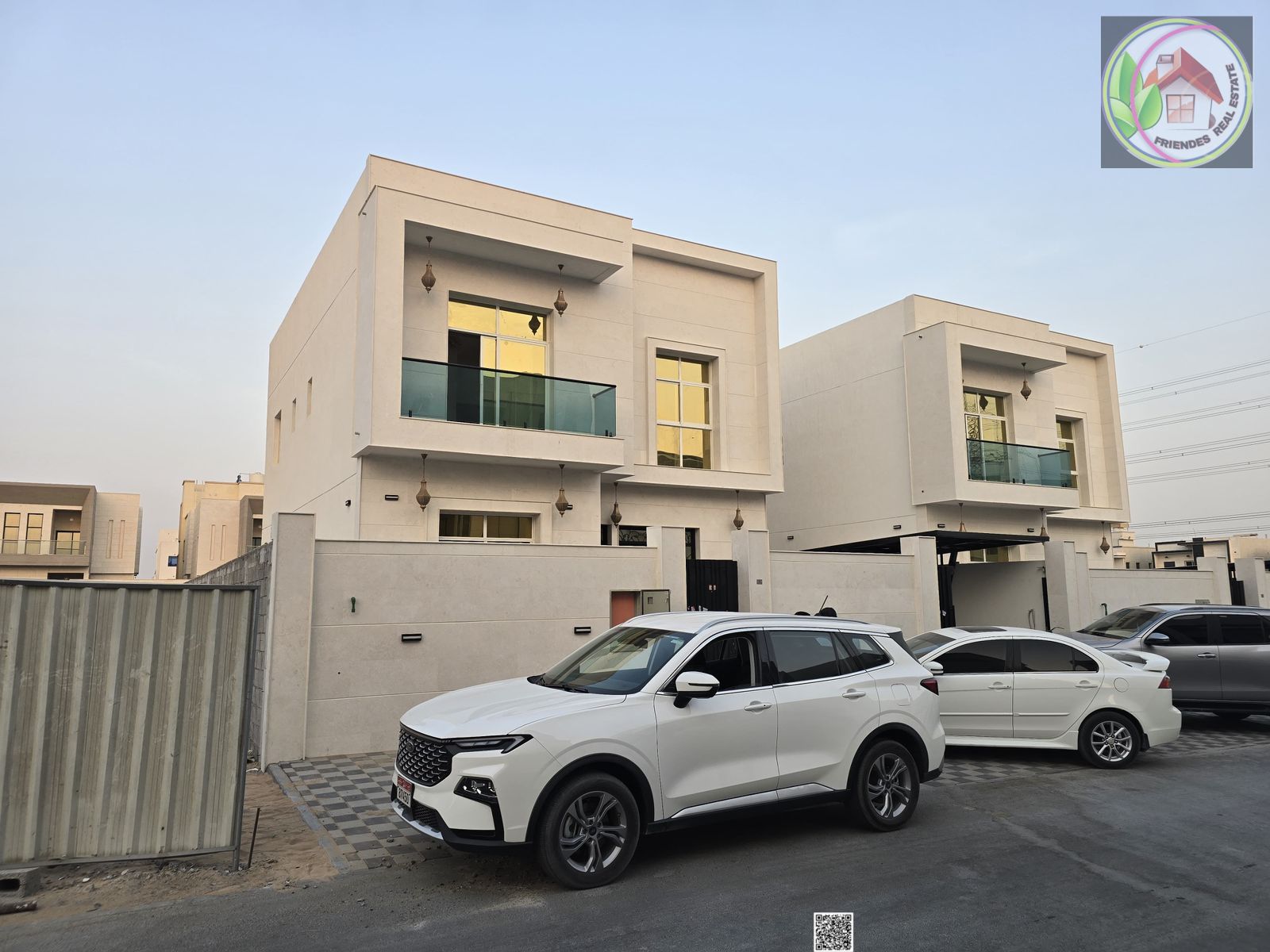 For rent: Ground and first floor villa, first occupancy in Al Yasmin, prime location, 4 master bedrooms, majlis, hall and maid's room, 100,000 (negoti