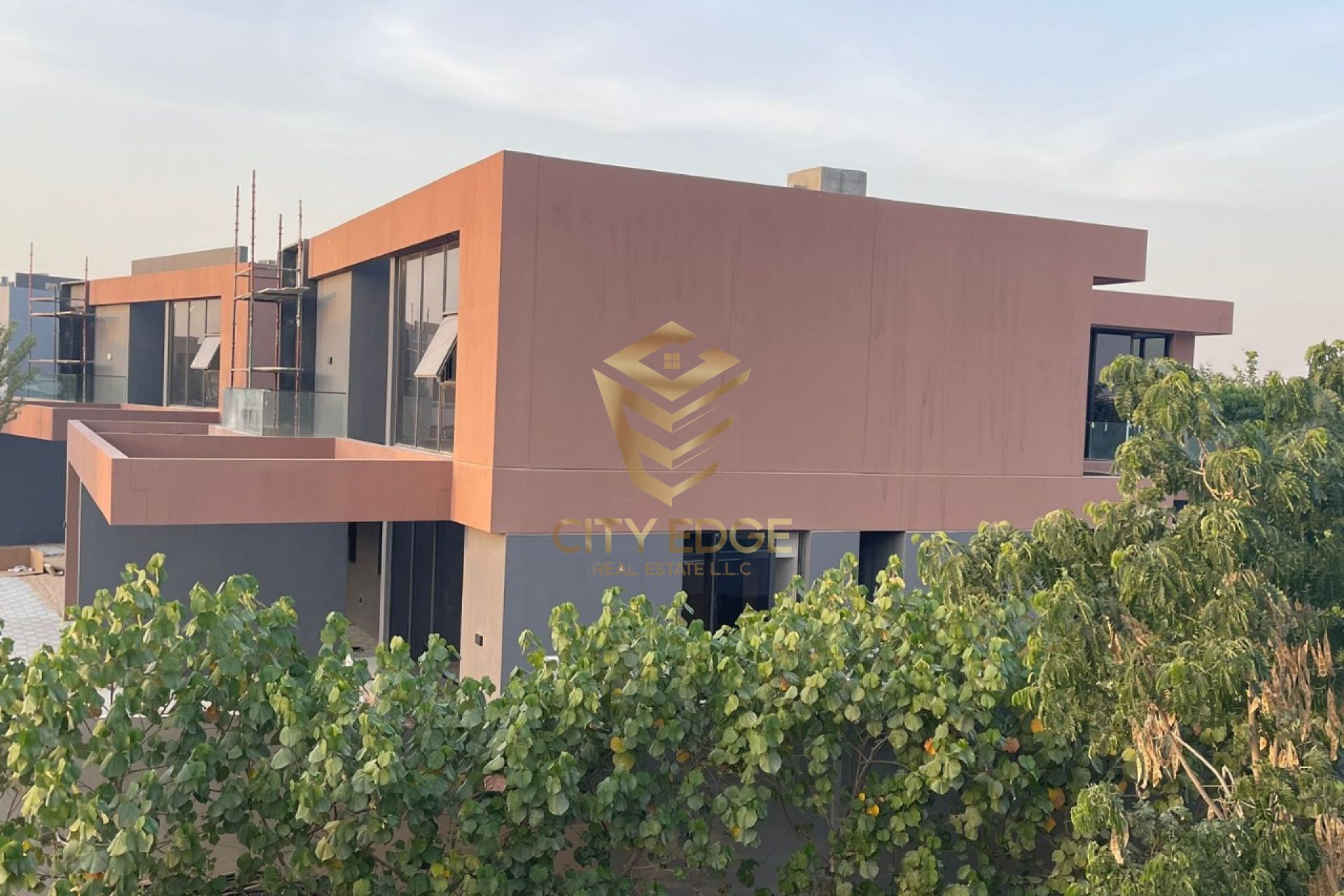 VILLA LUXURIOUS | FOREST COMMUNITY | GOLDEN VISA
