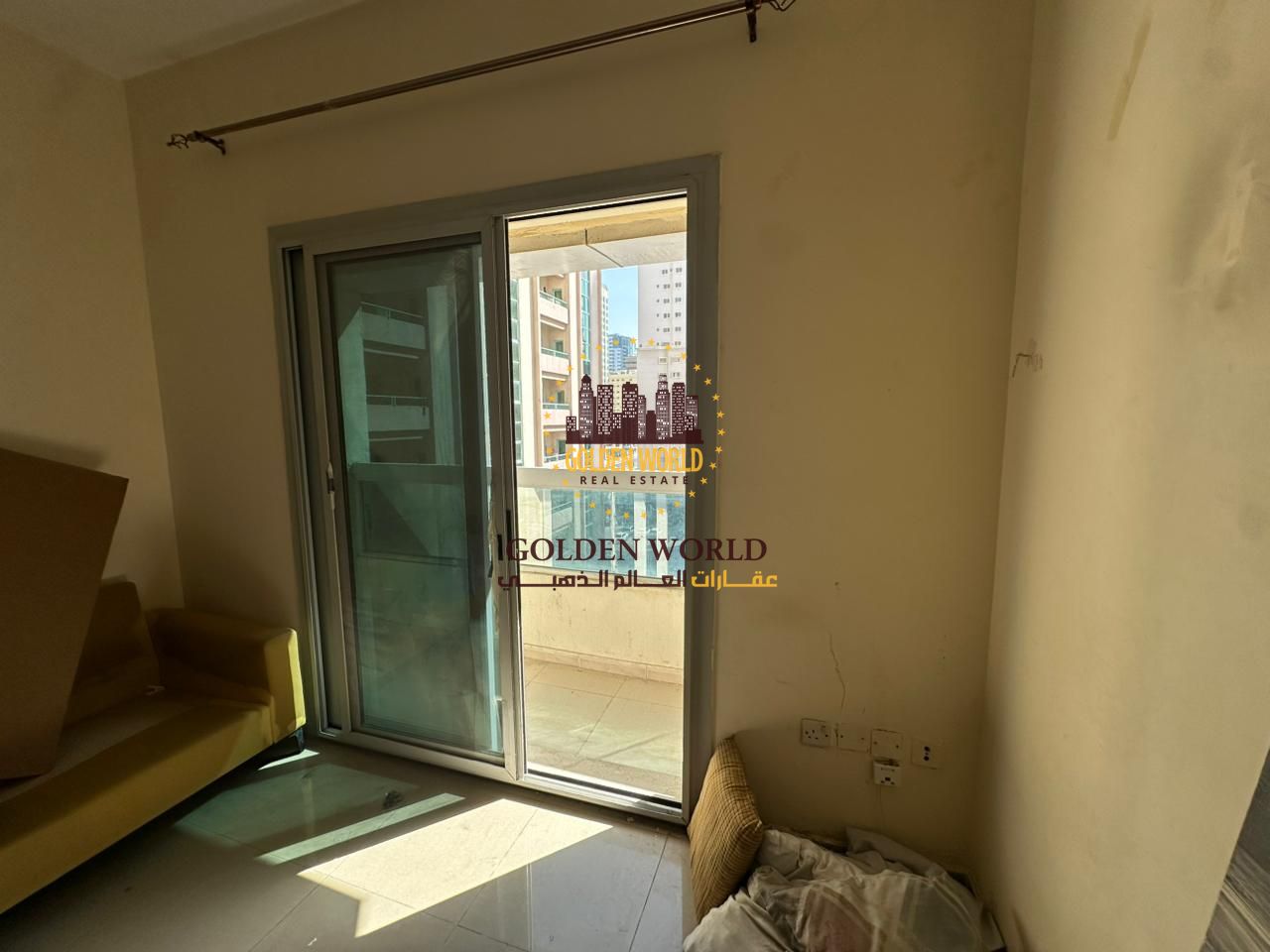 One-bedroom apartment in Al Khan Sharjah, practical location behind Al Saha, neat layout and comfortable space, ideal for singles or couples at a bala