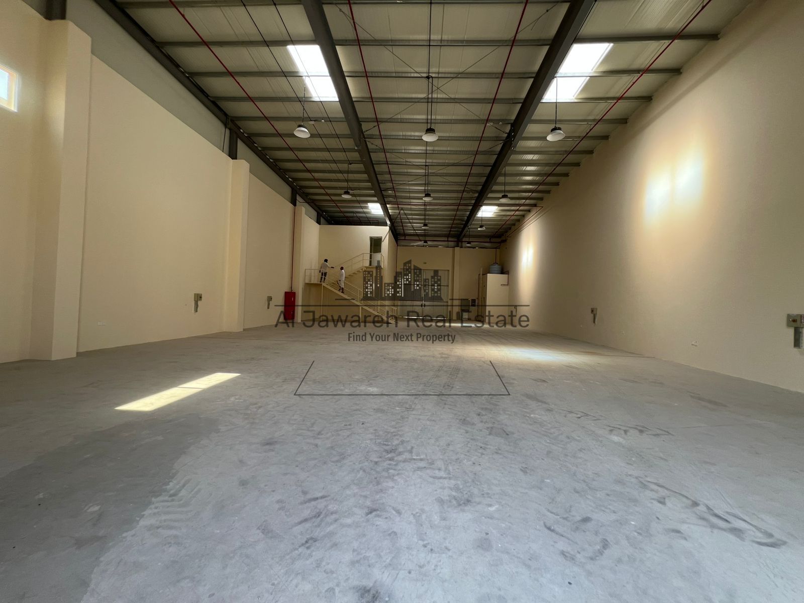 warehouses for rent, 5015 sq ft, 100 kW, with 2 offices and 2 bathrooms