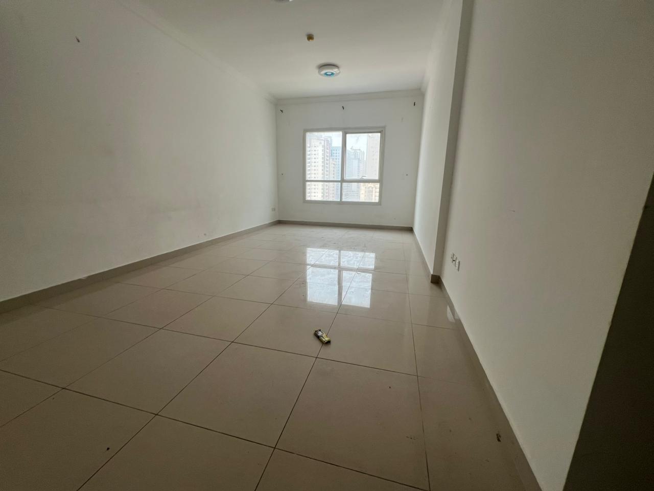 Apartment without balcony, free parking