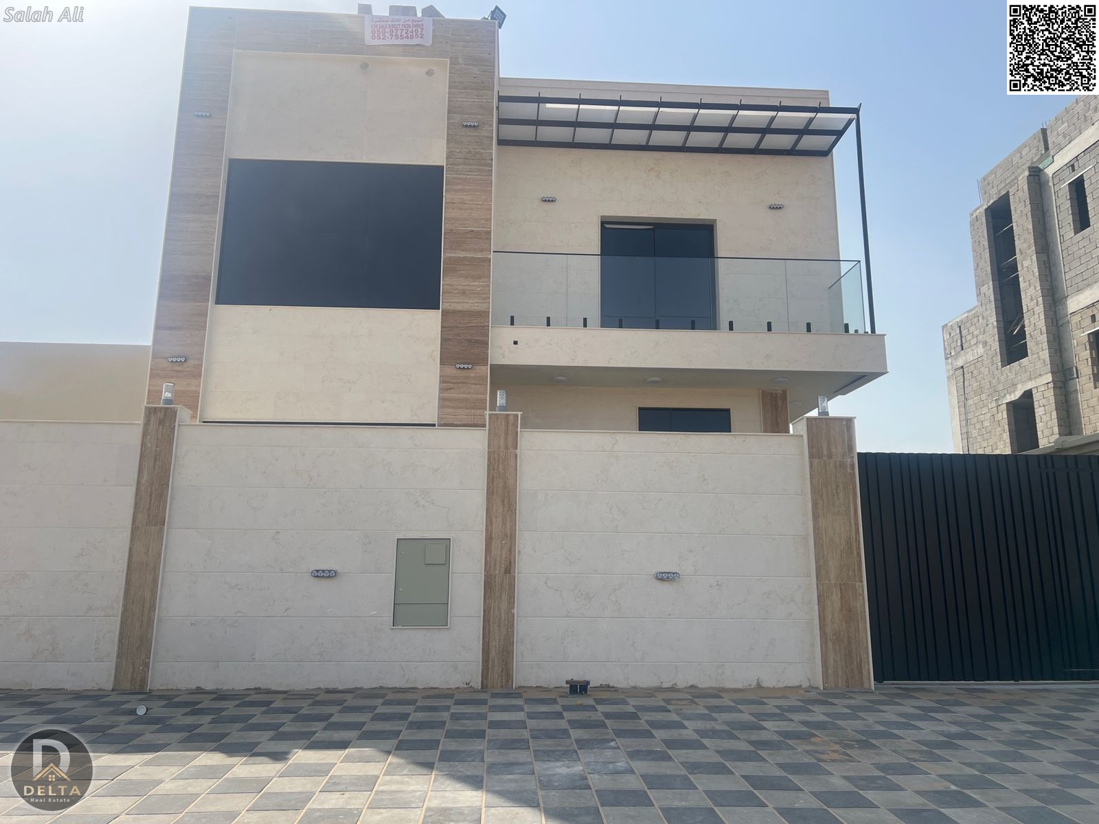 Villa on Street and Alley, a luxurious modern retreat | High-end royal finishes