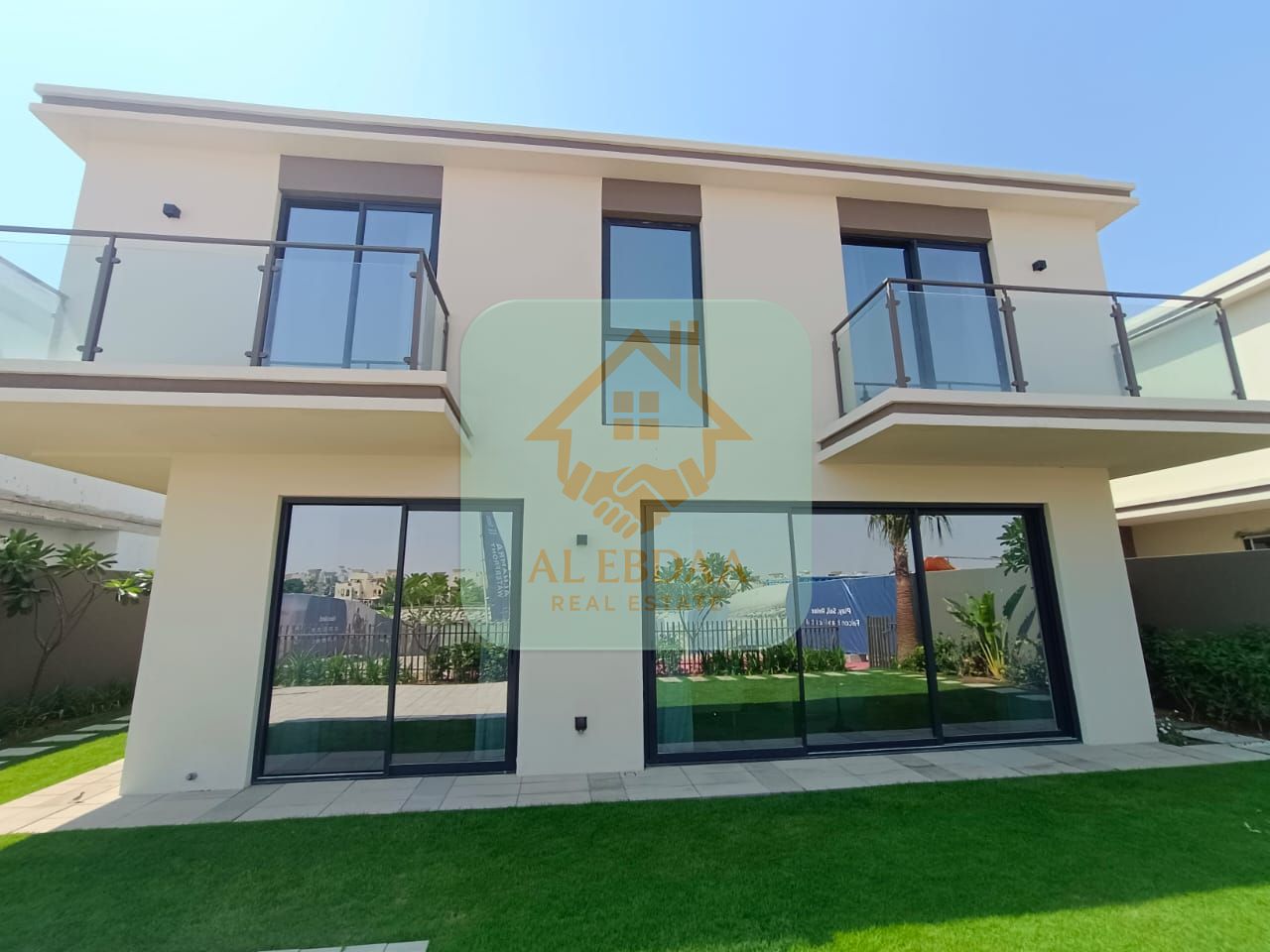 Spacious Townhouse in Al Hamra Village - 4 BR