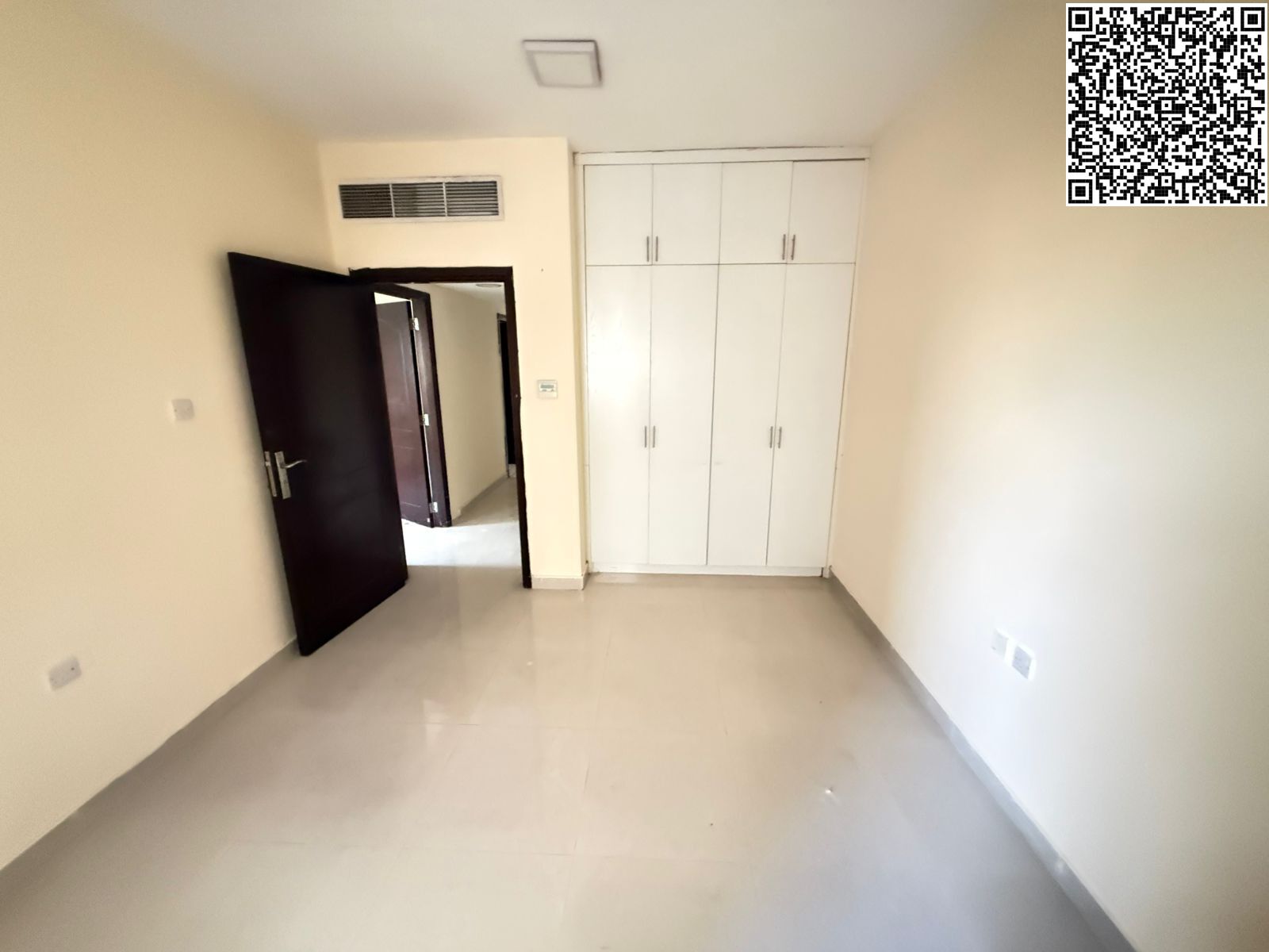 For rent: 2-bedroom apartment with a living room – prime location in Ajman Spacious and clean apartment consisting of 2 bedrooms + living room + kitch