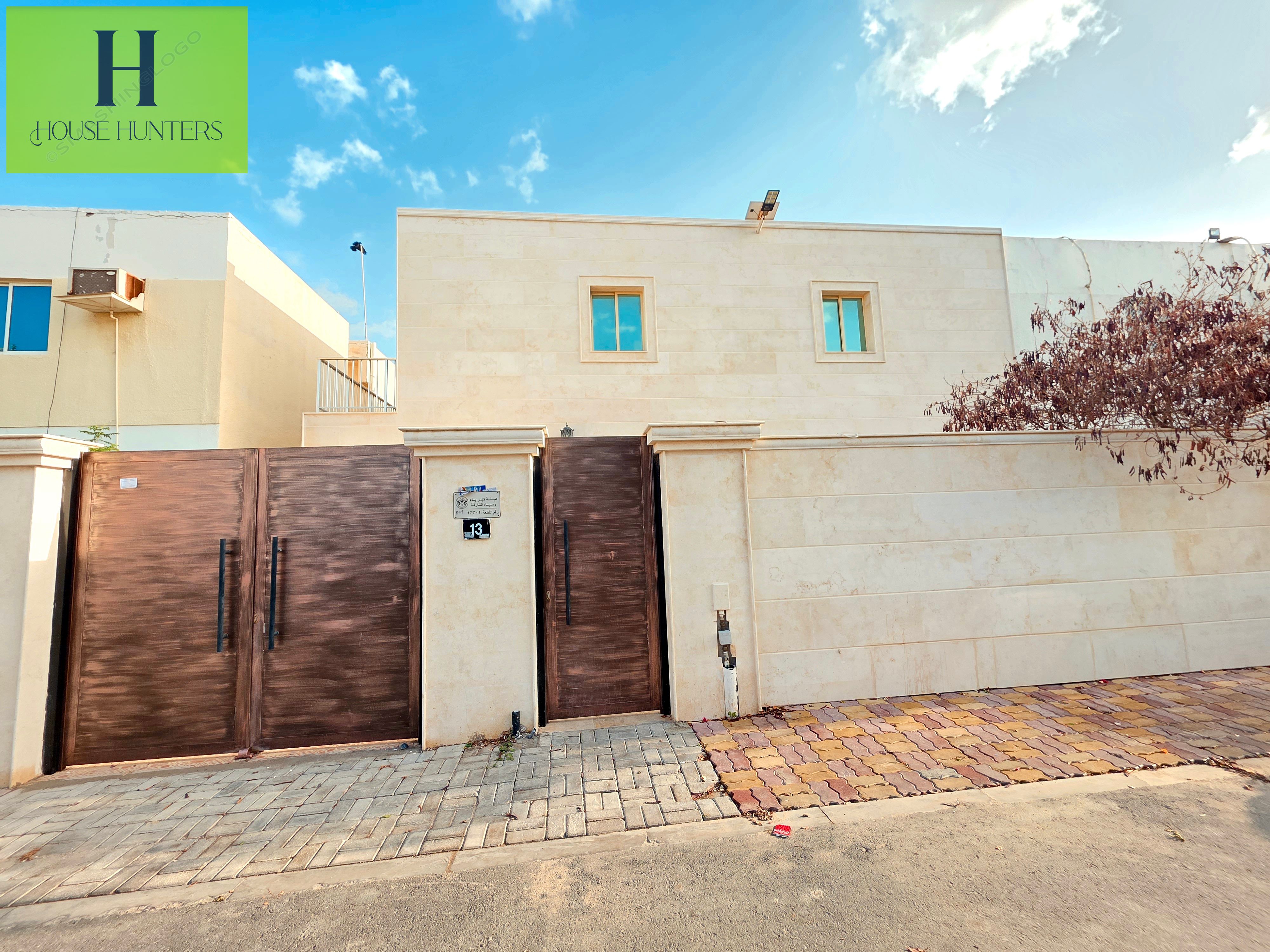 Spacious 3BR Villa Near Cornish