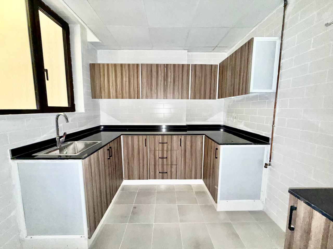 No Deposit No commission 12 cheque Brand new 1bhk with balcony and 2washroom and wardrobe available