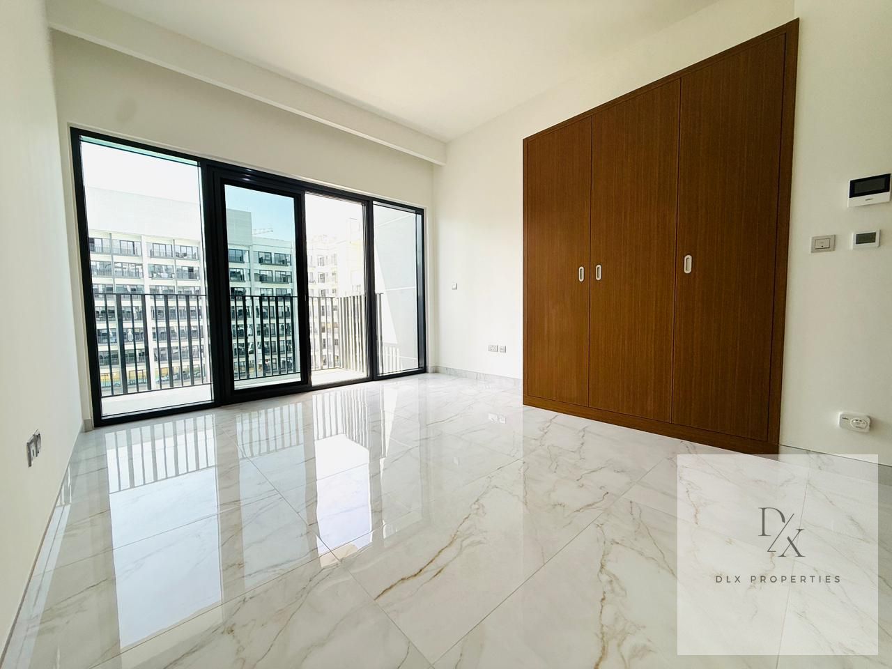 MULTIPLE UNITS | READY TO MOVE | POOL VIEW