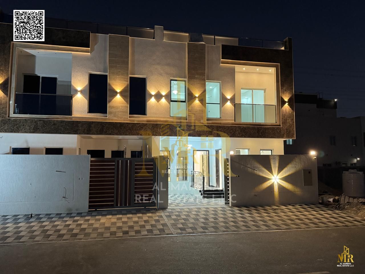 Own your dreams with a modern design and luxurious rooftop in the heart of Al Yasmin – true luxury and comfort. A modern villa with a contemporary des