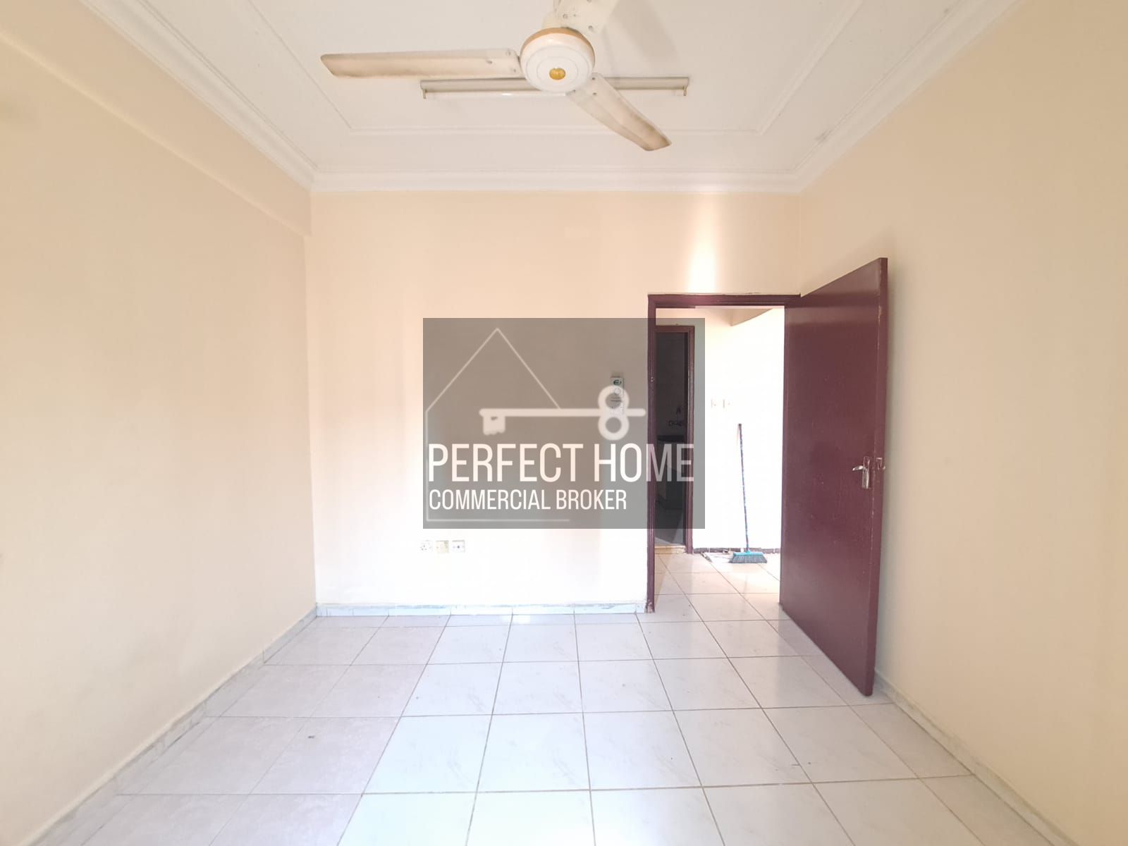 WELL MAINTAINED 1BHK FLAT APARTMENT IN AL BUTINA AREA SHARJAH
