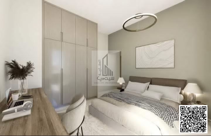Freehold – Two-bedroom apartment in a prime location