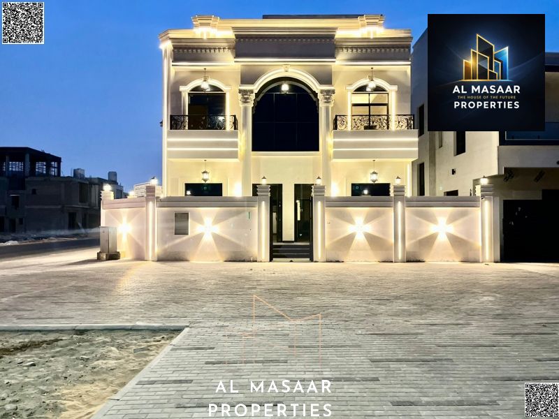 Own a corner villa with a classic design, 20-meter front setback, two floors and a roof, at a price including registration and ownership fees.