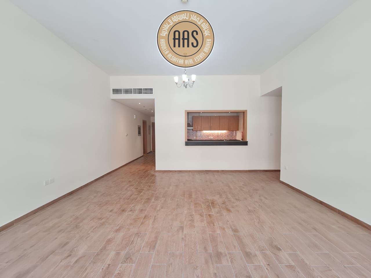 In prime location Chiller free luxurious huge 2bhk with all amenities
