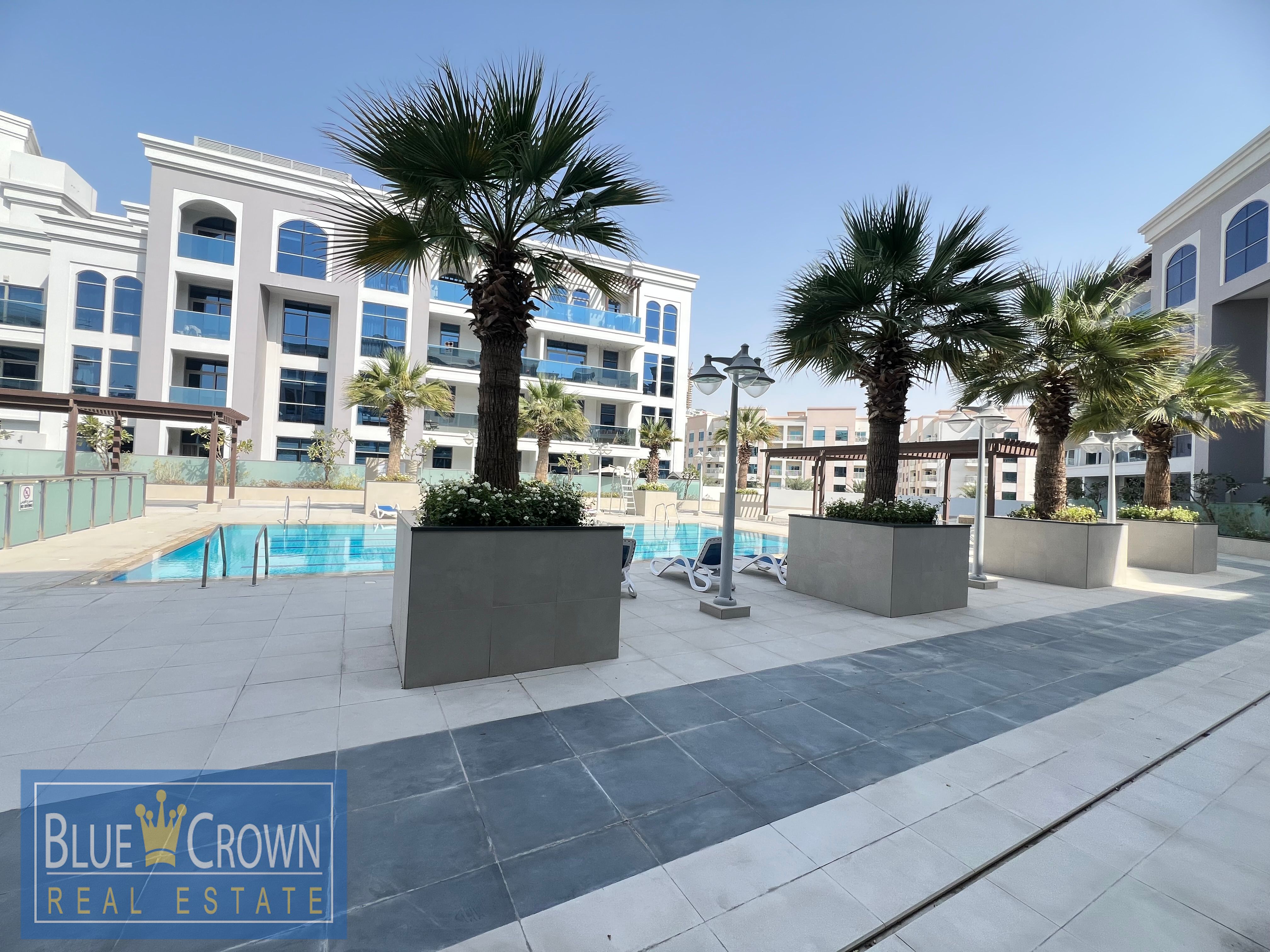 Luxurious:Huge Terrace:Laundry Room:Spacious:Gym,Pool