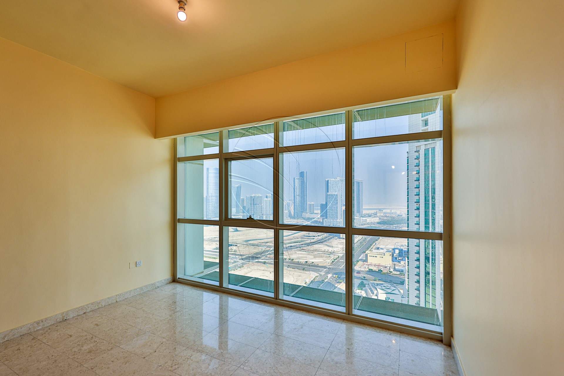 VACANT | Higher Floor | Canal and Urban Views